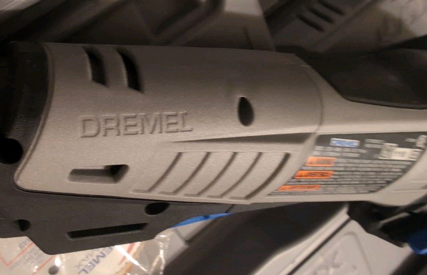 Dremel Saw-Max 20 Versatile Cutting Tool w/ Cutting Blade 110V