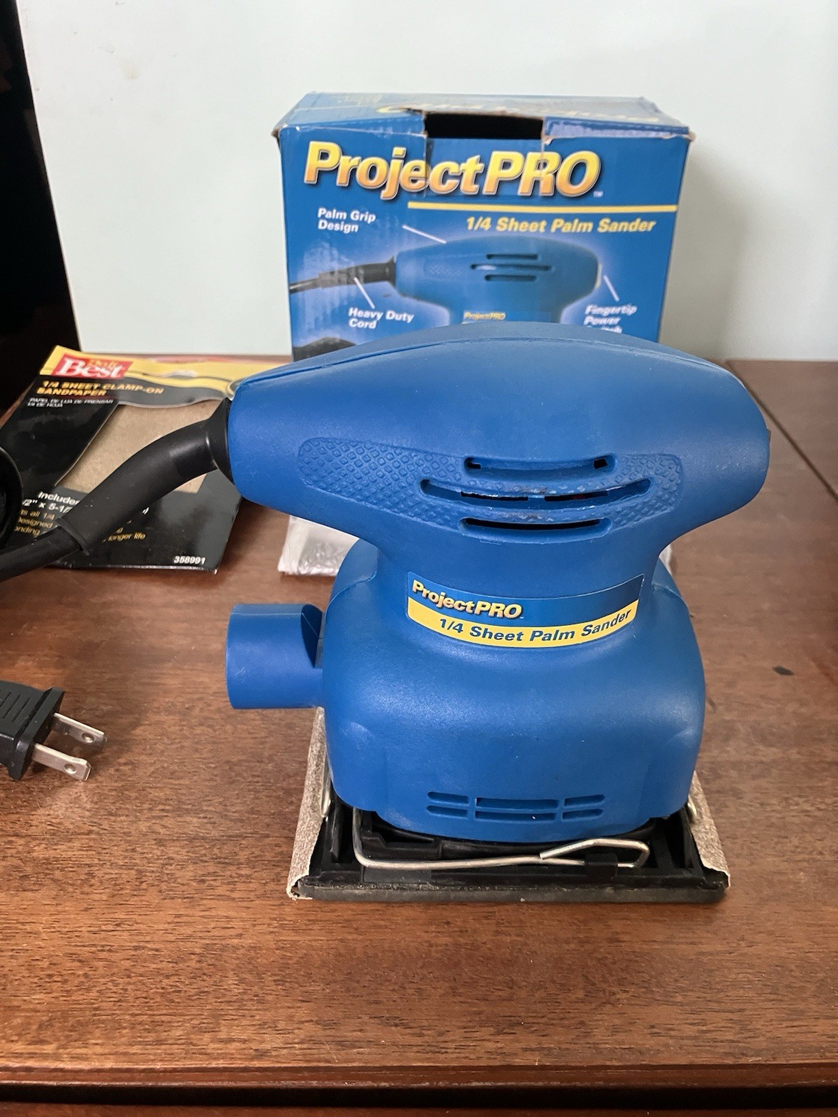 Project Pro 1/4 Sheet Palm Sander 120volt 1.5 Amps