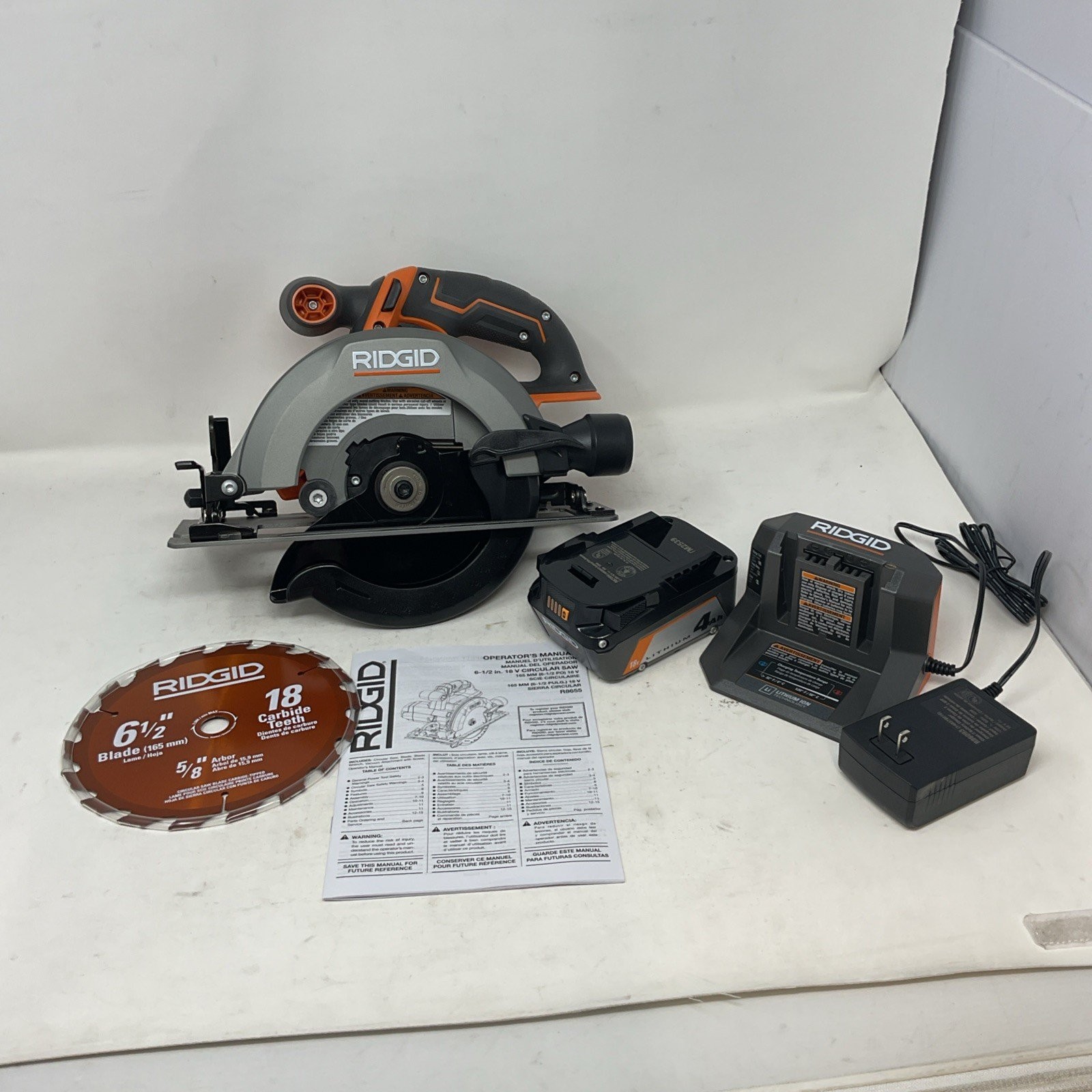 Ridgid 18V Cordless 6 1/2 in Circular Saw W/ 4 Ah Battery & Charger Model R8655K