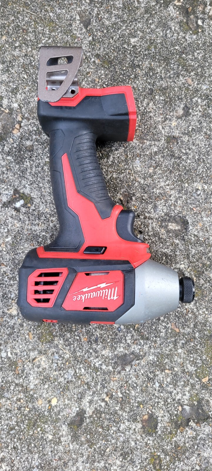 Milwaukee 2656-20 1/4&Prime; M18 Volt Cordless Battery Hex Impact Driver Tool