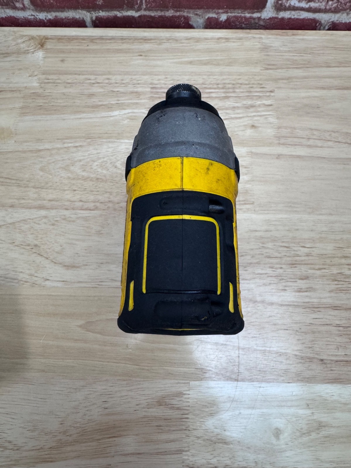DEWALT 20V MAX Brushless Impact Driver DCF787 1/4 in Tool Only