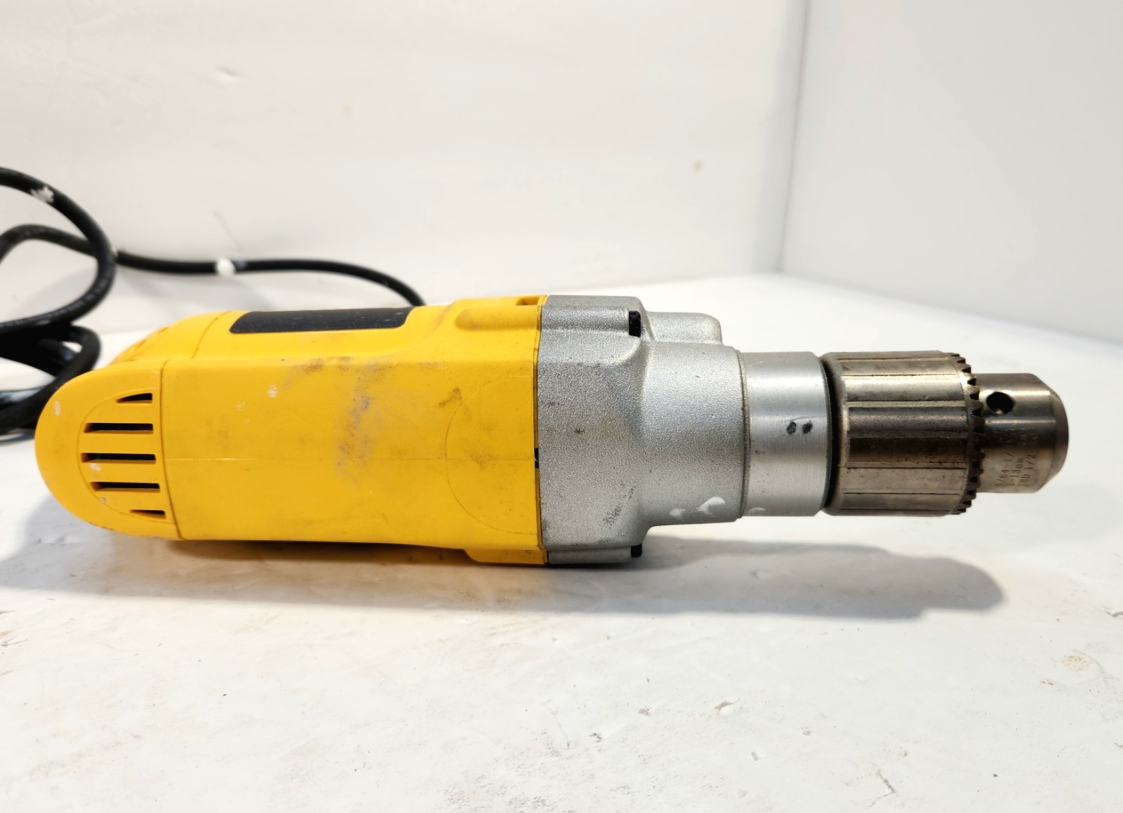 DEWALT DW235G 7.8 Amp 1/2 in. Cord Variable Speed Reversing Drill (Used)
