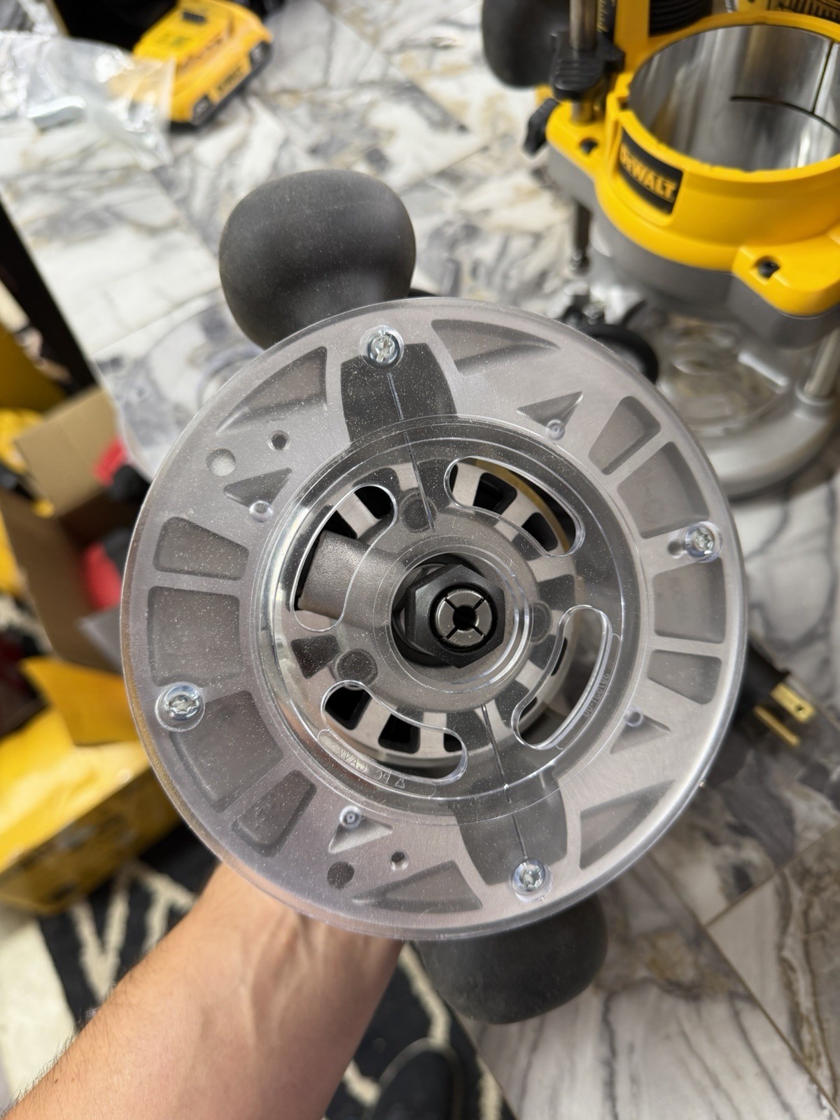 DEWALT DW618PKB 12-Amp Variable Speed Router Kit, Fixed and Plunge Bases