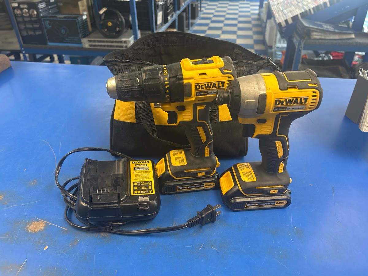 DEWALT DCF787/DCD777 (C57007381)
