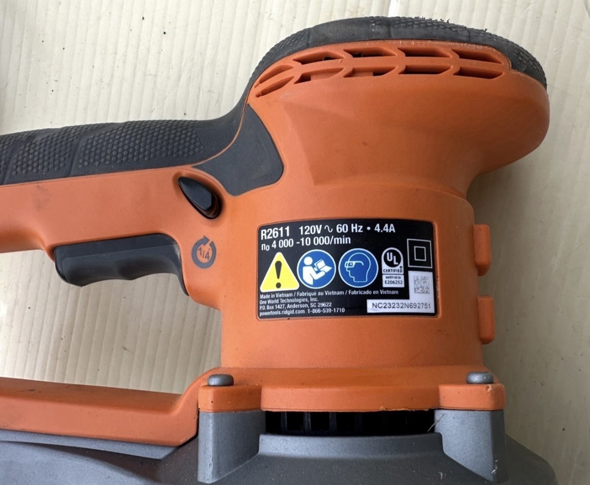 Ridgid Corded 6 in. Variable Speed Random Orbital Sander R2611