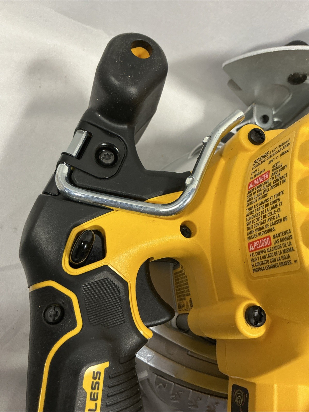 DEWALT DCS565B Circular Saw