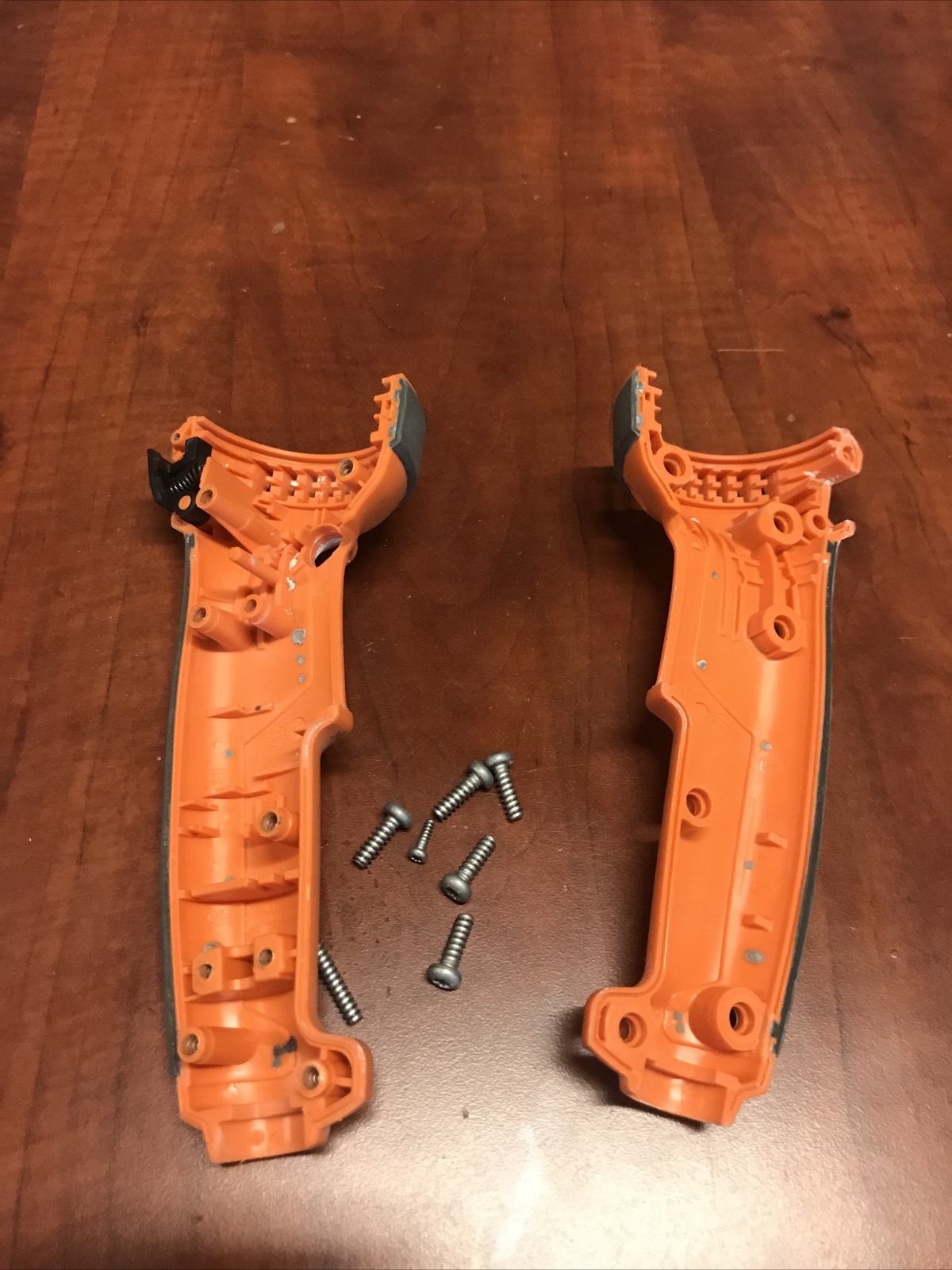 Genuine OEM Parts Rear Handle Assembly RIDGID R10202 7&Prime; CORDED ANGLE GRINDER