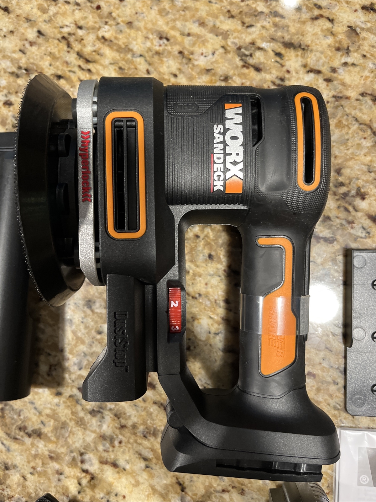 READ – WORX WX820L 20V Powershare Sandeck 5-in-1 Multi-Sander – CR