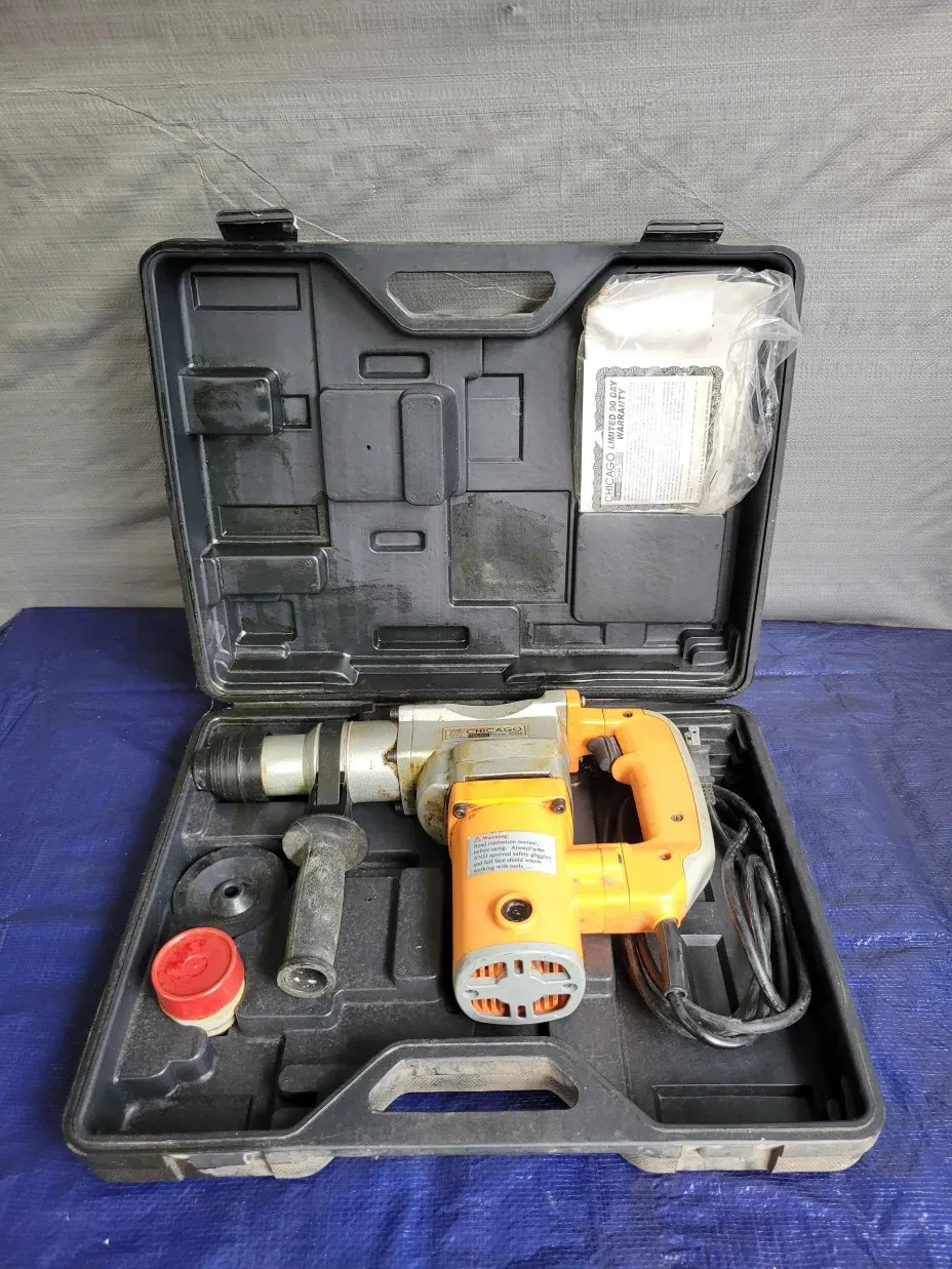 Chicago Electric 47606 Rotary Hammer – SDS 1″ Hammer Drill (Case Included)Tested