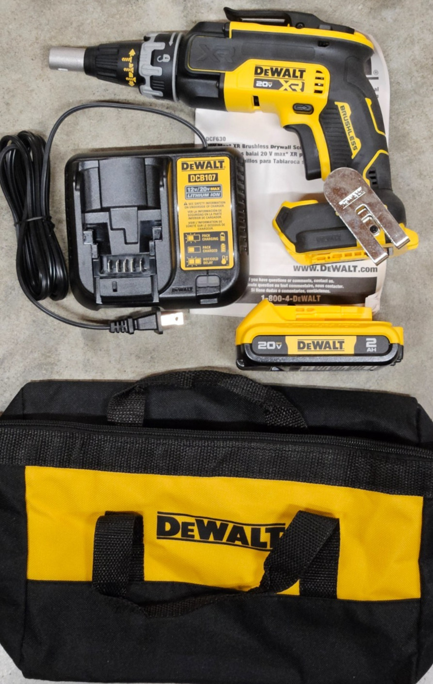 NEW DeWalt 20V MAX XR Brushless Drywall Screw Gun w/ 2aH Battery Model# DCF630