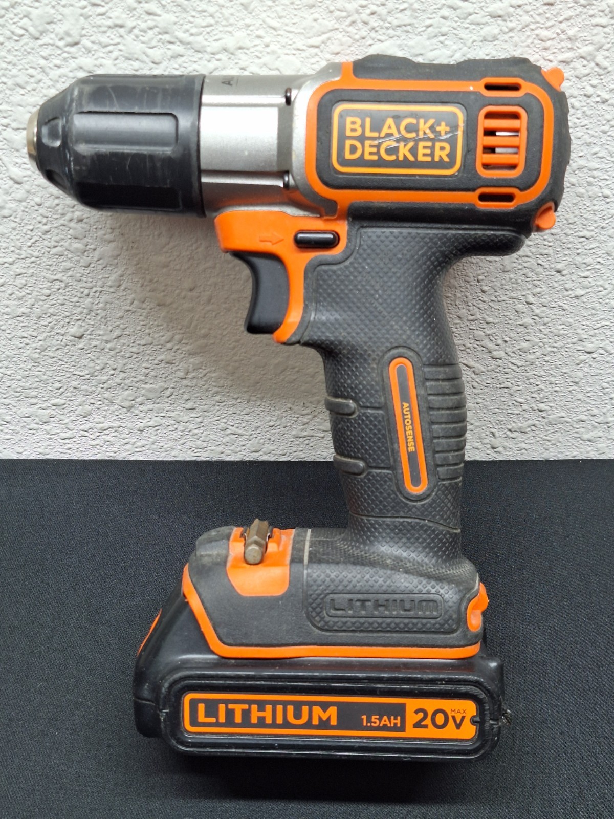BLACK + DECKER CORDLESS DRILL BDCDE120 Drill Only 20 Volt Max