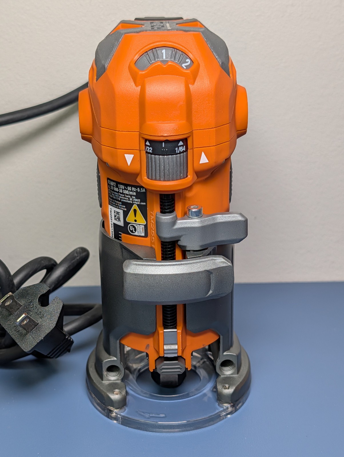 RIDGID R24012 1.5HP 1/4&Prime; Compact Fixed Base Router Kit w/ Carrying Bag NEW!