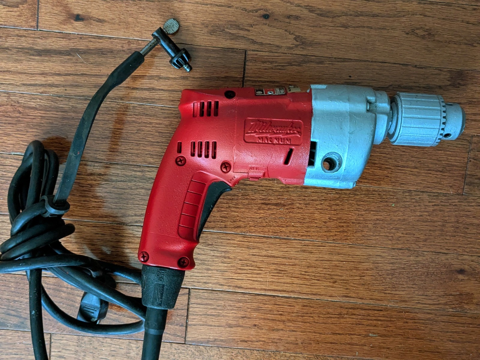 Milwaukee Tool 1/2&Prime; Chuck Magnum Holeshooter Drill 0244-1 w/key corded Good