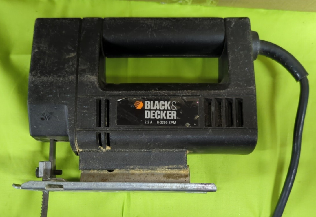 Black & Decker 7548 Electric 3200 SPM Type 3 Double Insulated 2.2A Jig Saw