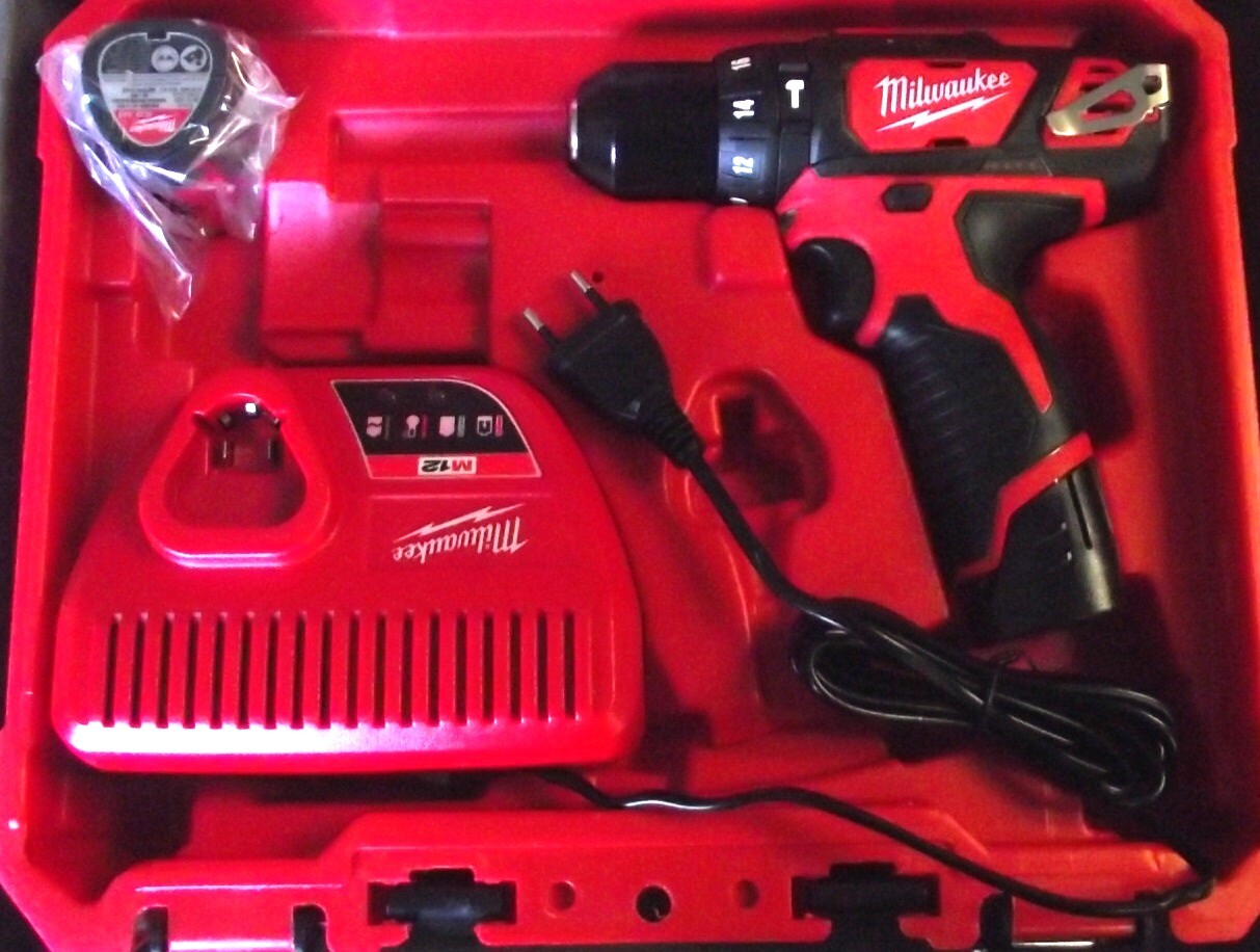 Milwaukee 2408-259 3/8&Prime; Hammer Drill/Driver Kit 220-240V Type C Plug Intl. model