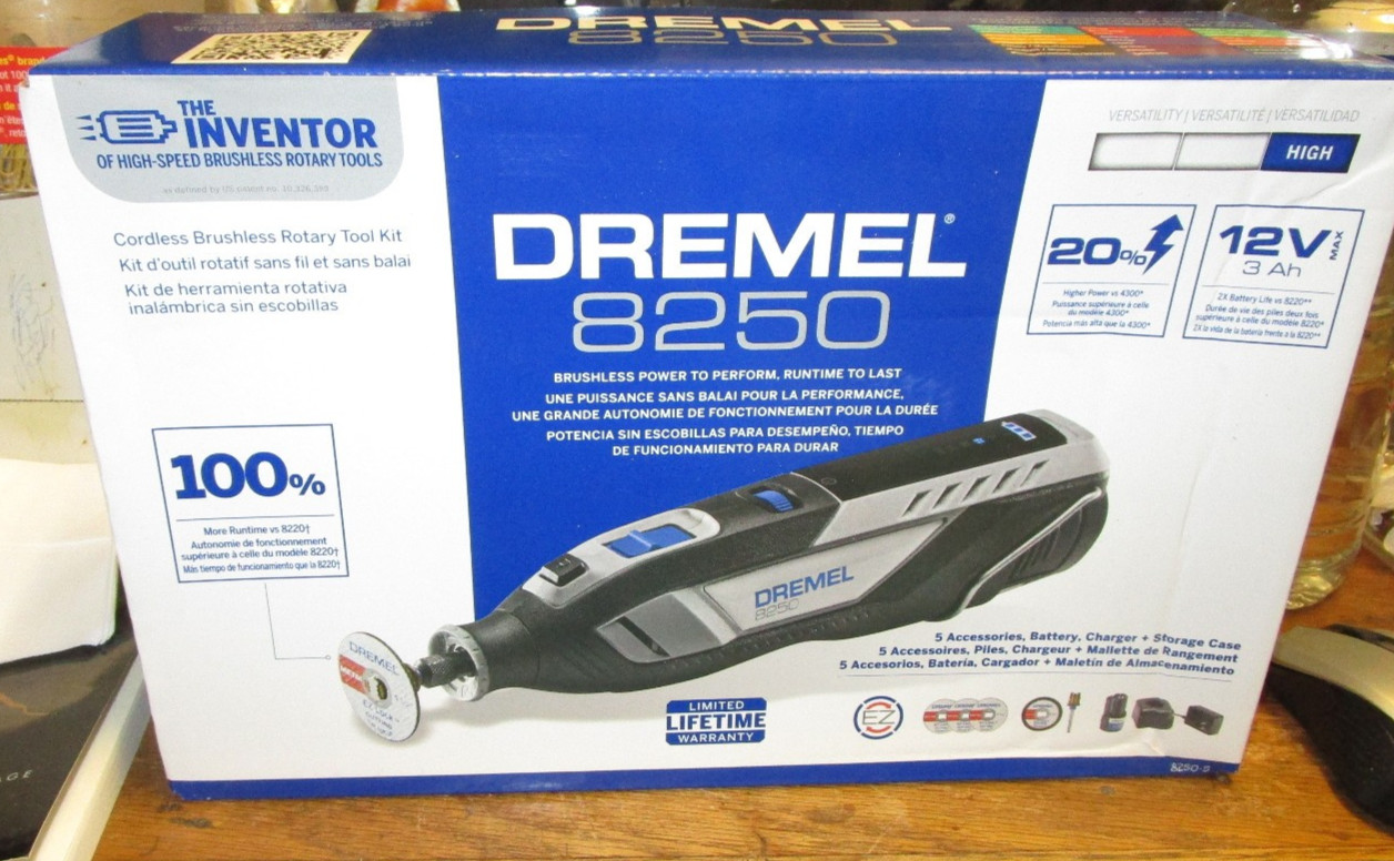 Dremel 8250 12V 30000 RPM Rotary Tool Kit