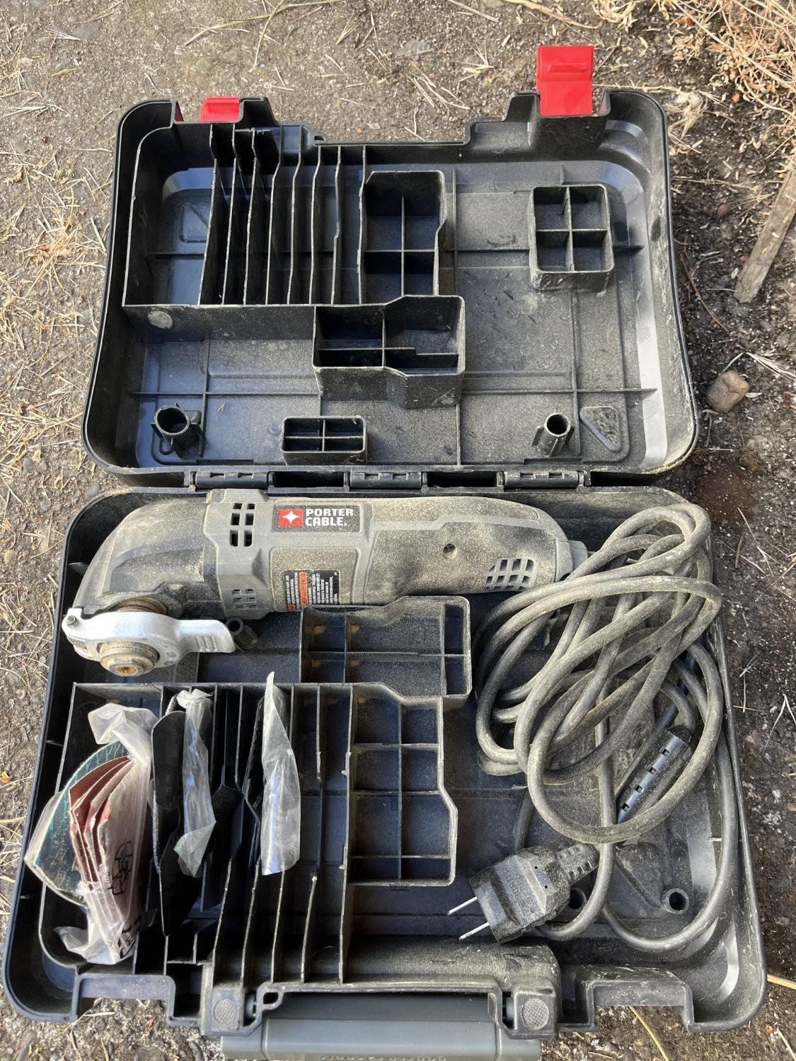 Porter-Cable PCE605 Oscillating Multi-Tool Kit with Case Blades Sanding Pads