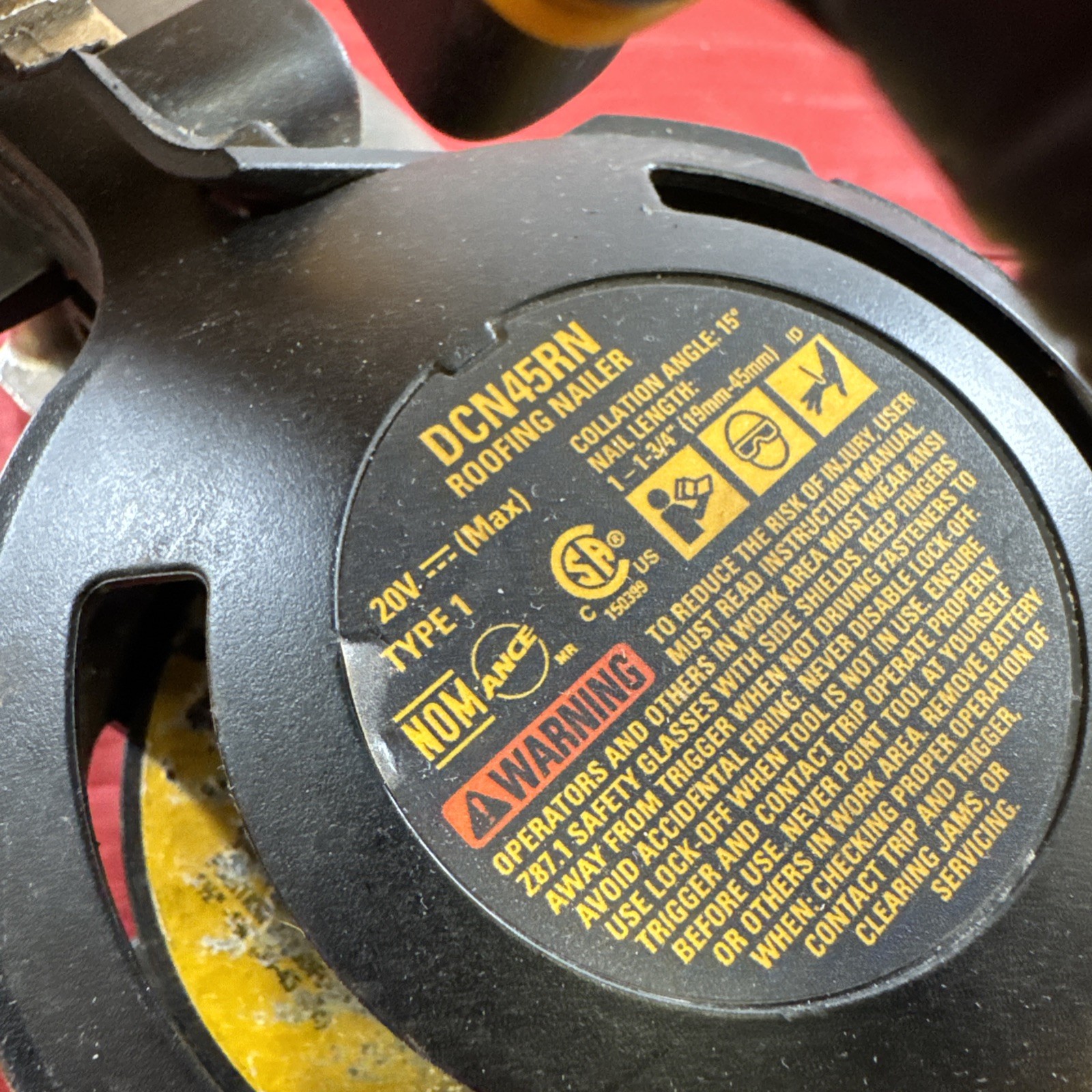 DEWALT DCN45RN ROOFING NAILER