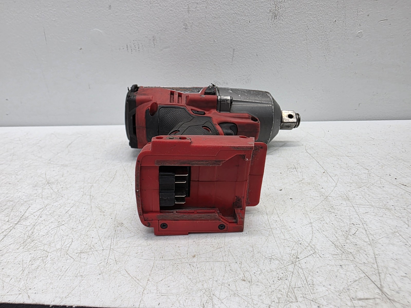 Milwaukee 2864-20 18V Li-Ion Cordless 3/4&Prime; Square Ring Impact Wrench
