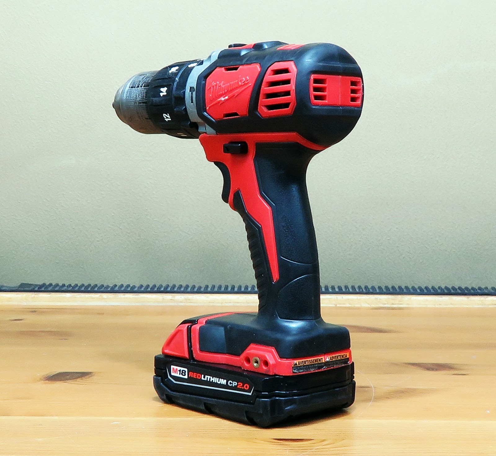 Milwaukee M18 Cordless Hammer Drill 2607-20 + CP2.0Ah Used