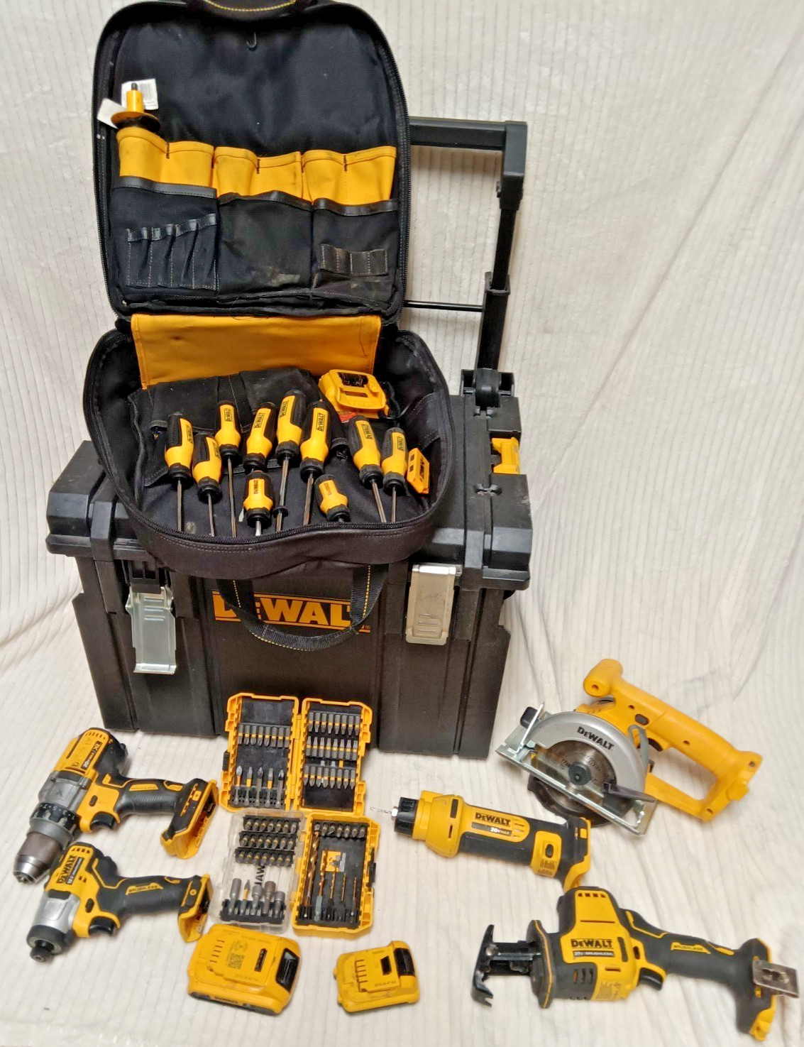 DeWalt Toughsystem Modular Cordless Tools Toolbox Backpack Contractors Combo Set