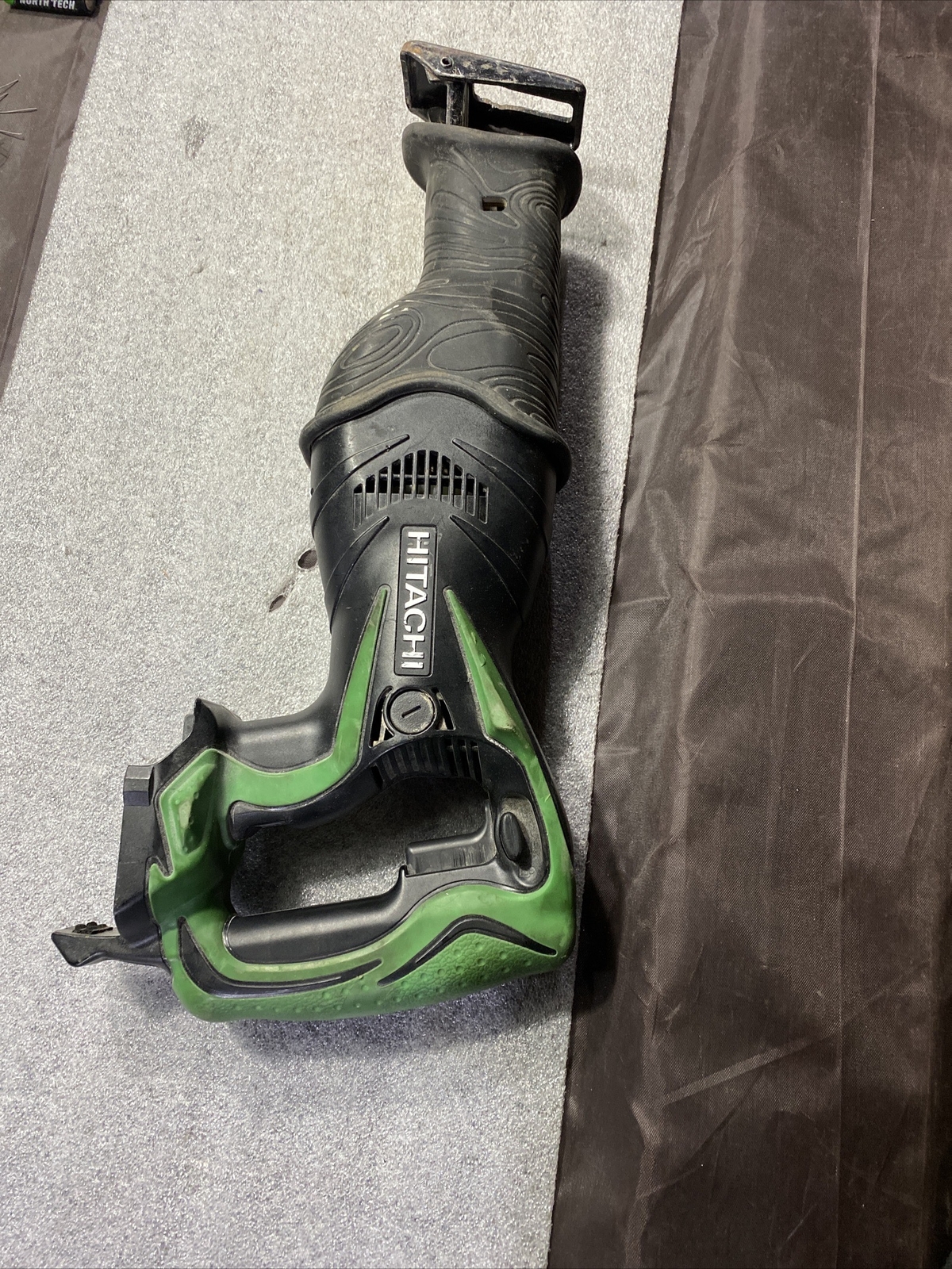 HITACHI CORDLESS RECIPROCATING SAW 18V (TOOL ONLY) – CR18DSL