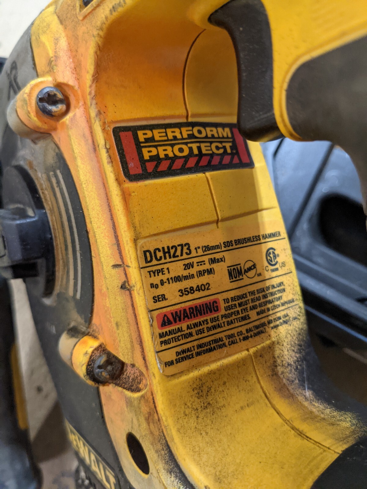 DEWALT DCH273P2 20V Rotary Hammer Kit