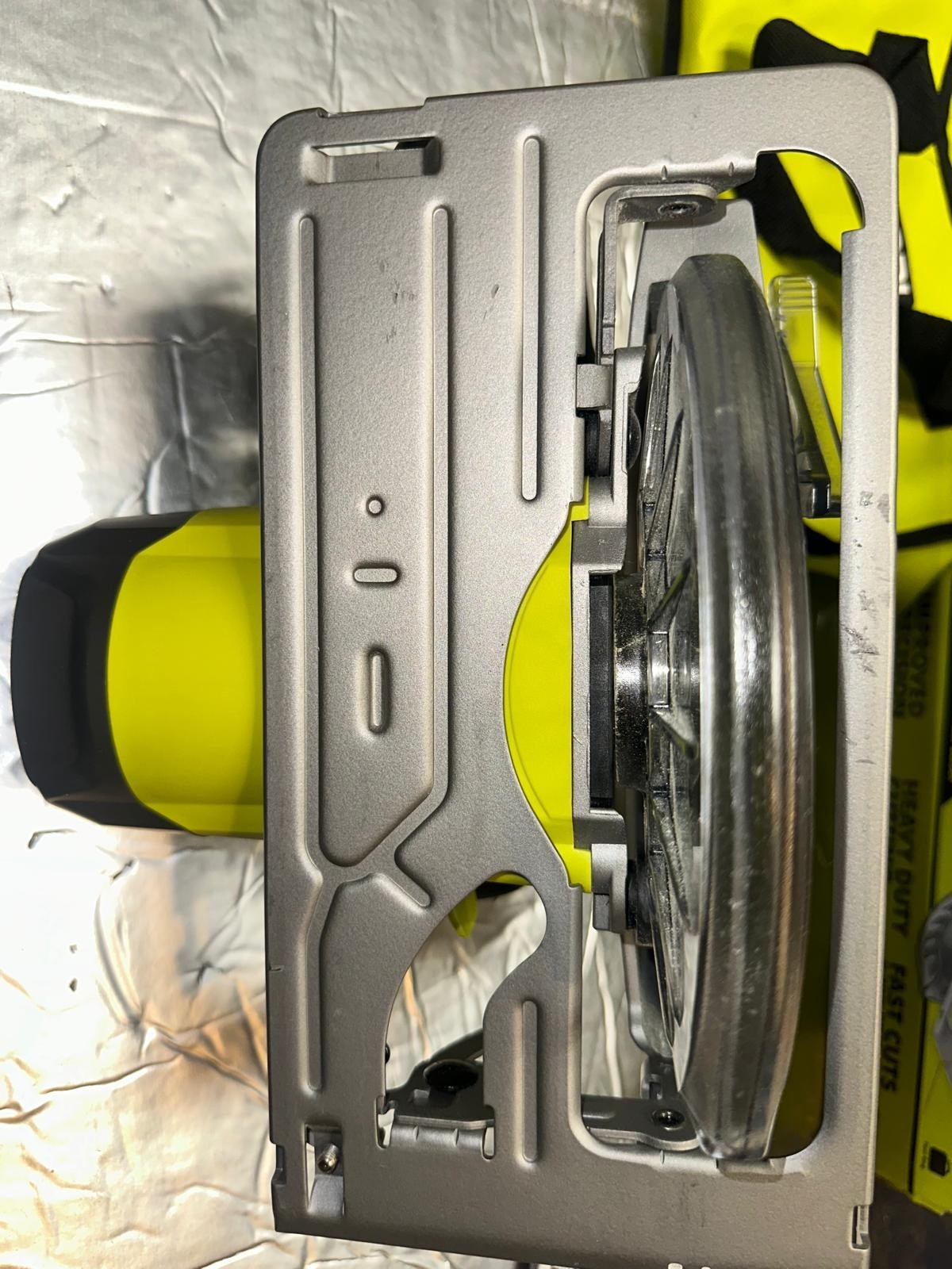 RYOBI 15 Amp 7-1/4&Prime; Circular Saw w/ Laser Alignment – CSB144LZK