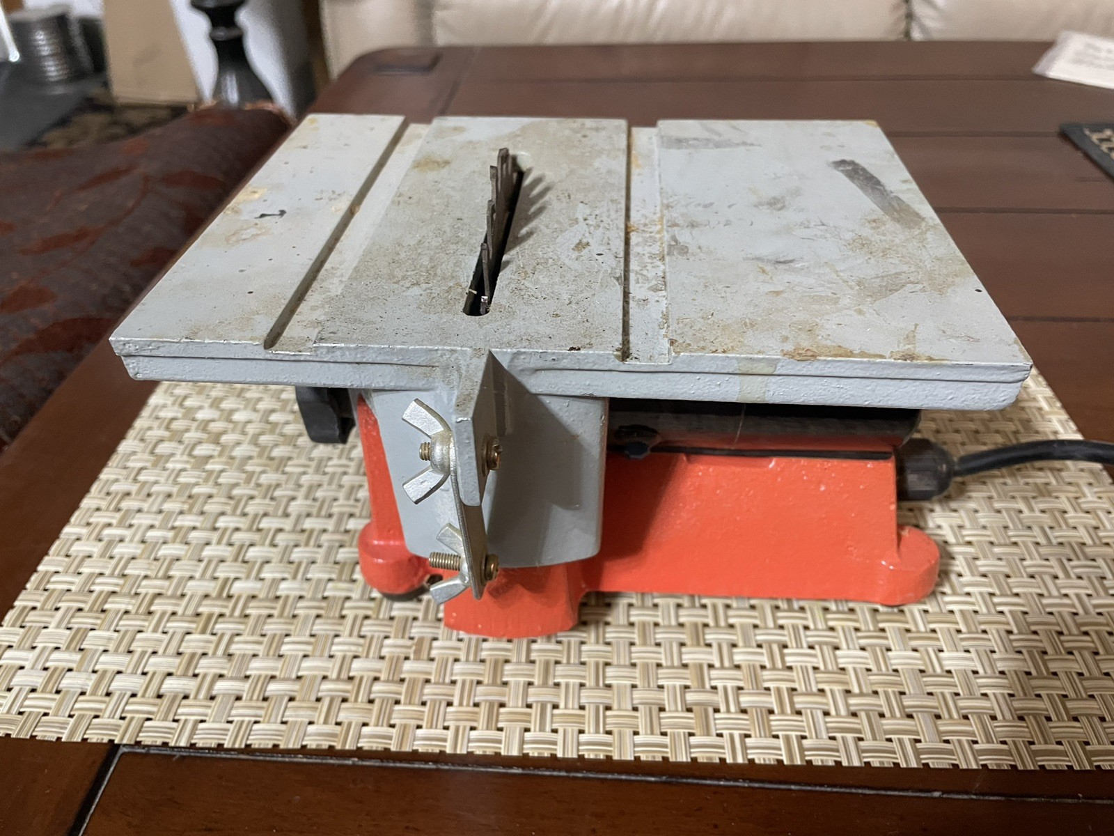 110V Mini DIY Table Saw Small Woodworking Electric Bench Saw Precision Hobby