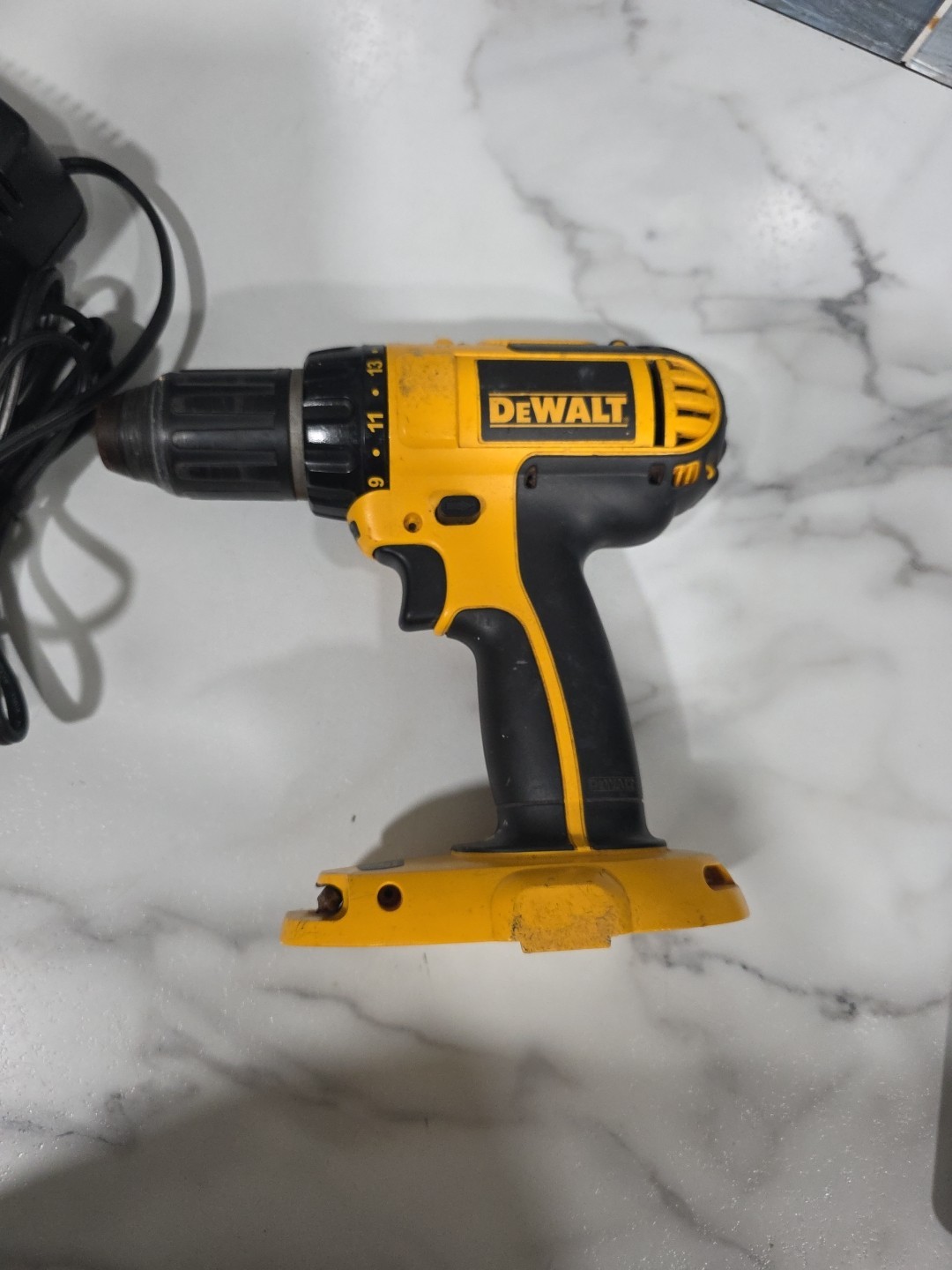 Dewalt DC720 1/2” 12.7mm Cordless Keyless Drill Driver 18Volt With Charger