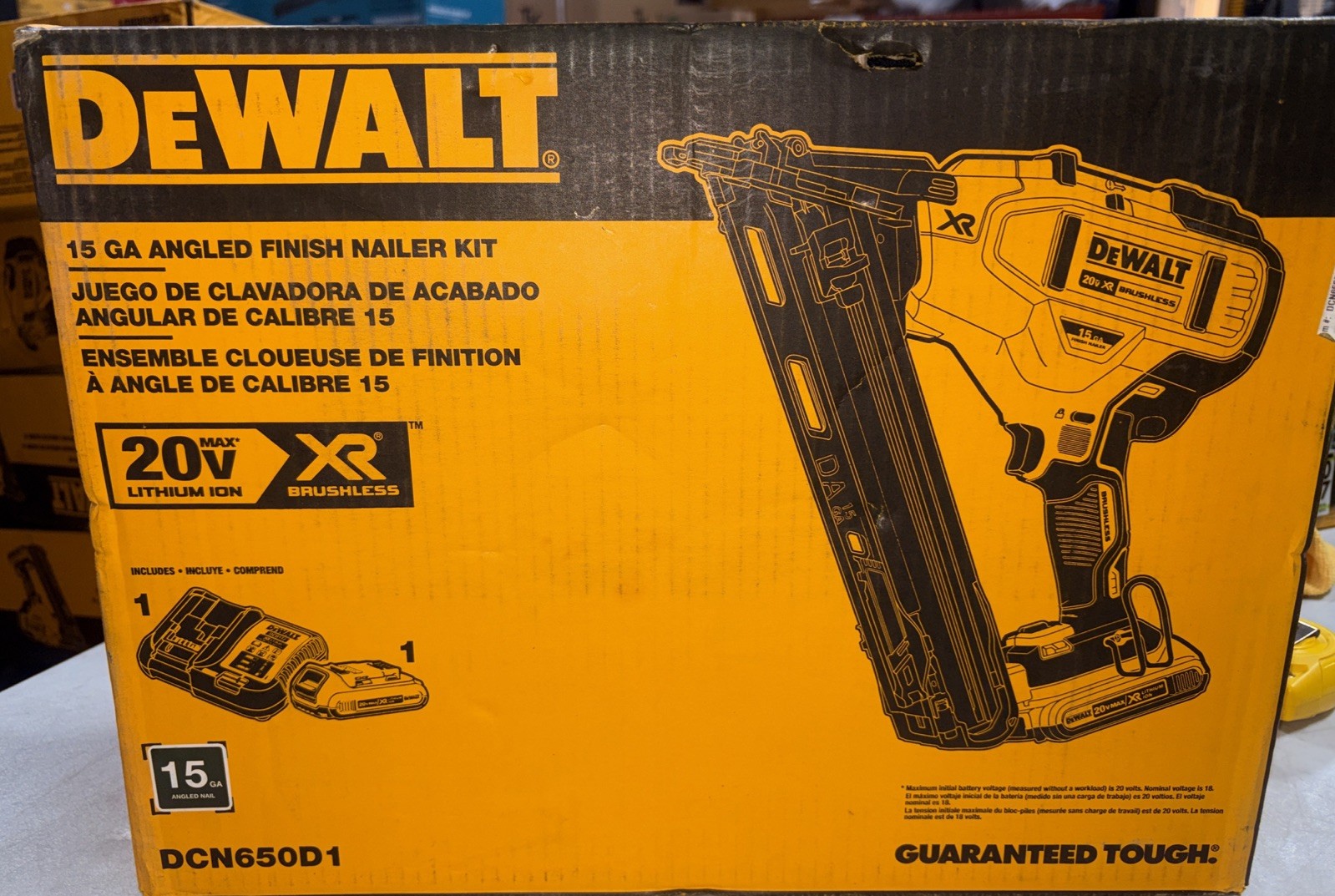 DEWALT DCN650D1 XR 20V Cordless Nailer Kit