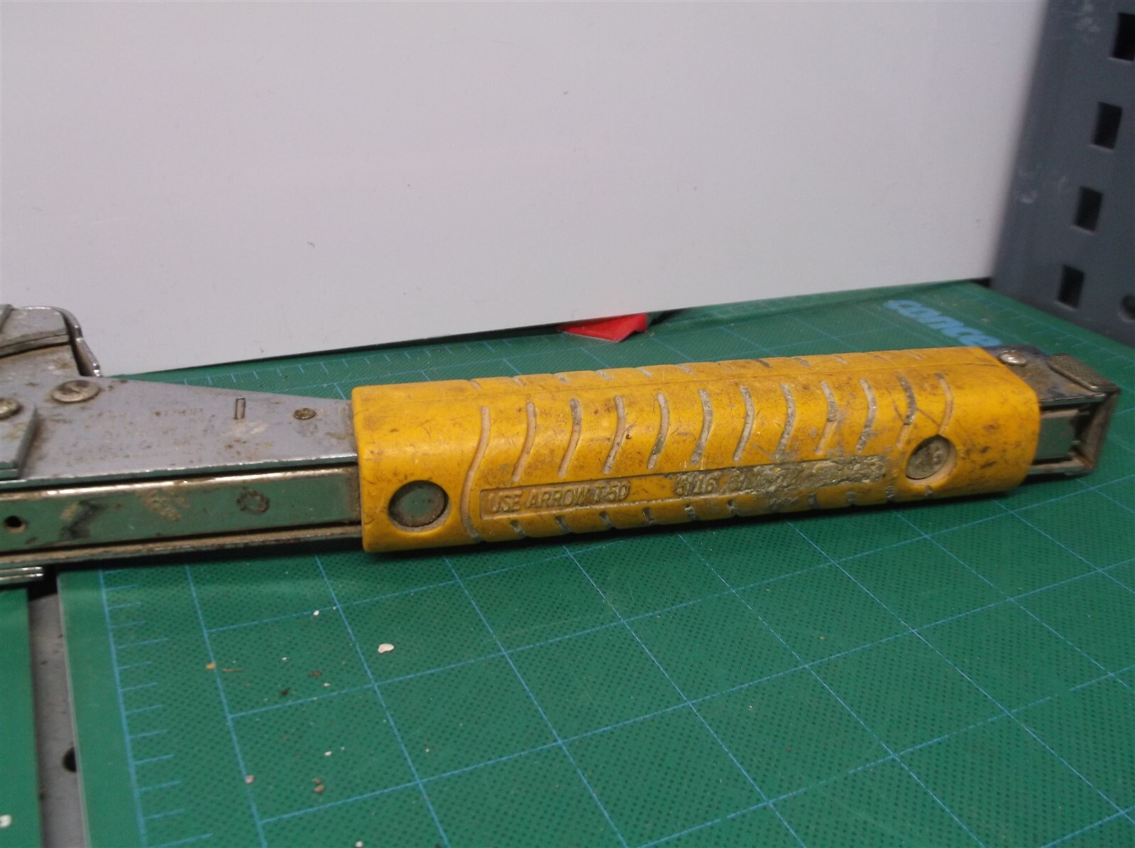 Arrow Heavy Duty Hammer Tacker Yellow Chrome HT50P
