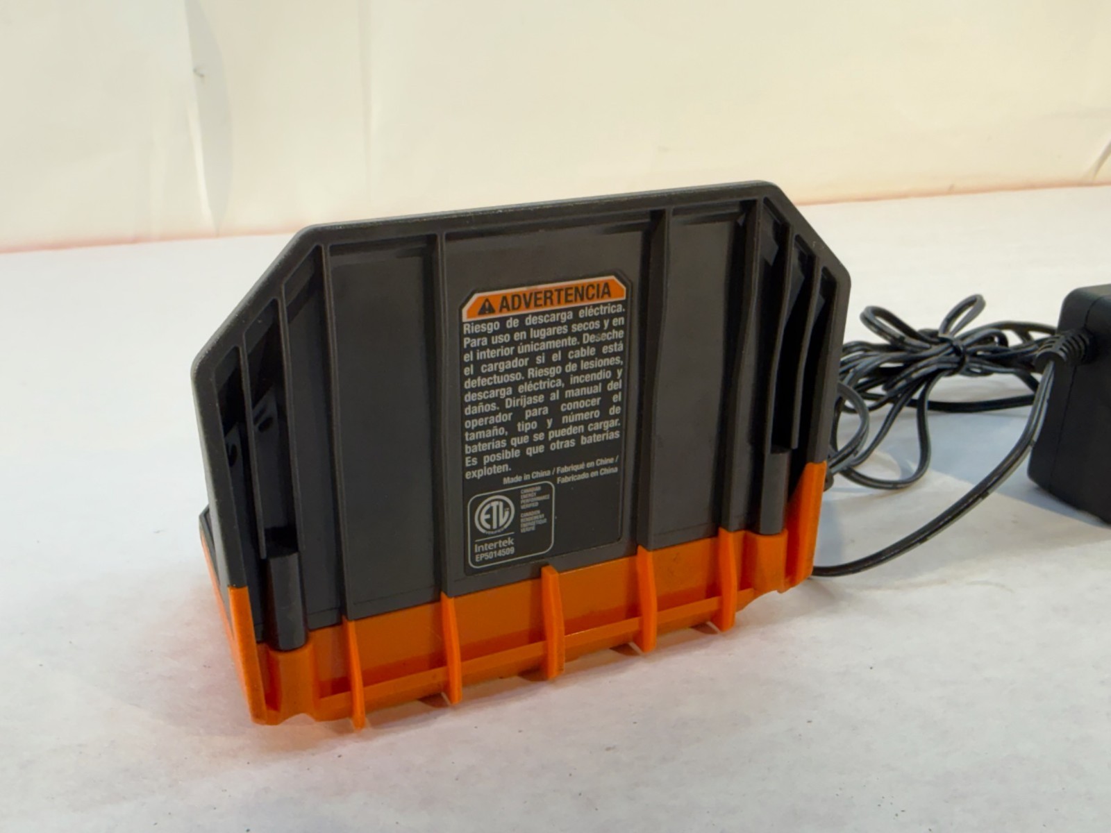 RIDGID 18V Brushless 4-Mode 1/2 in. High-Torque Impact Wrench R86011VN Bundle