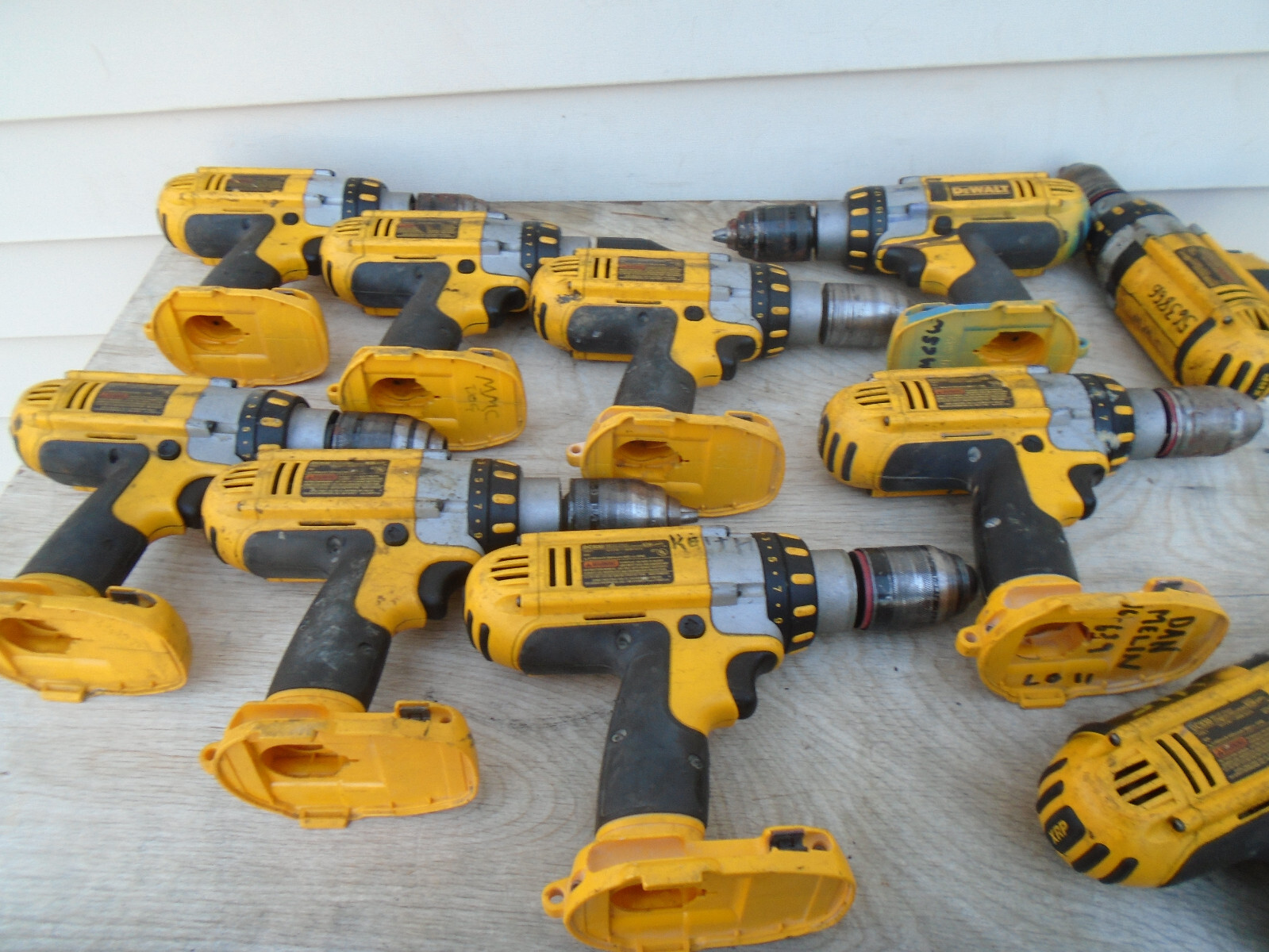 DEWALT DC930 14.4V XRP 1/2&Prime; Cordless Drill/Drive WORKS / Tested