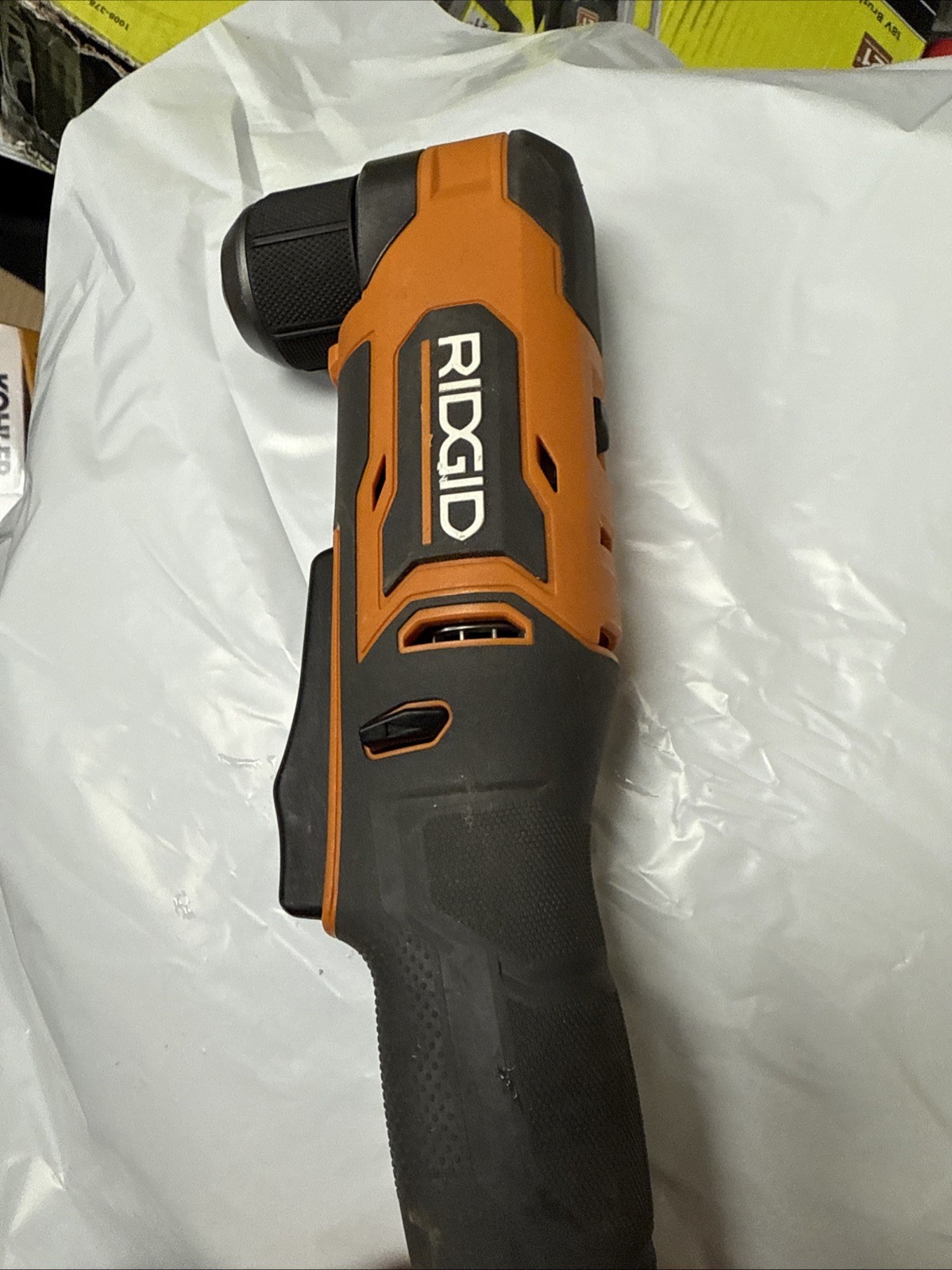 RIDGID 18V SubCompact Brushless 3/8&Prime; Right Angle Drill (R87701B)