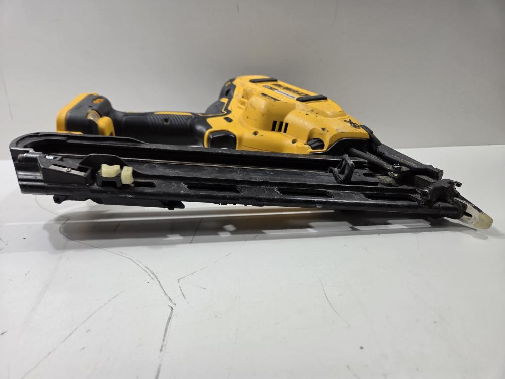DEWALT DCN650 (P13021847)