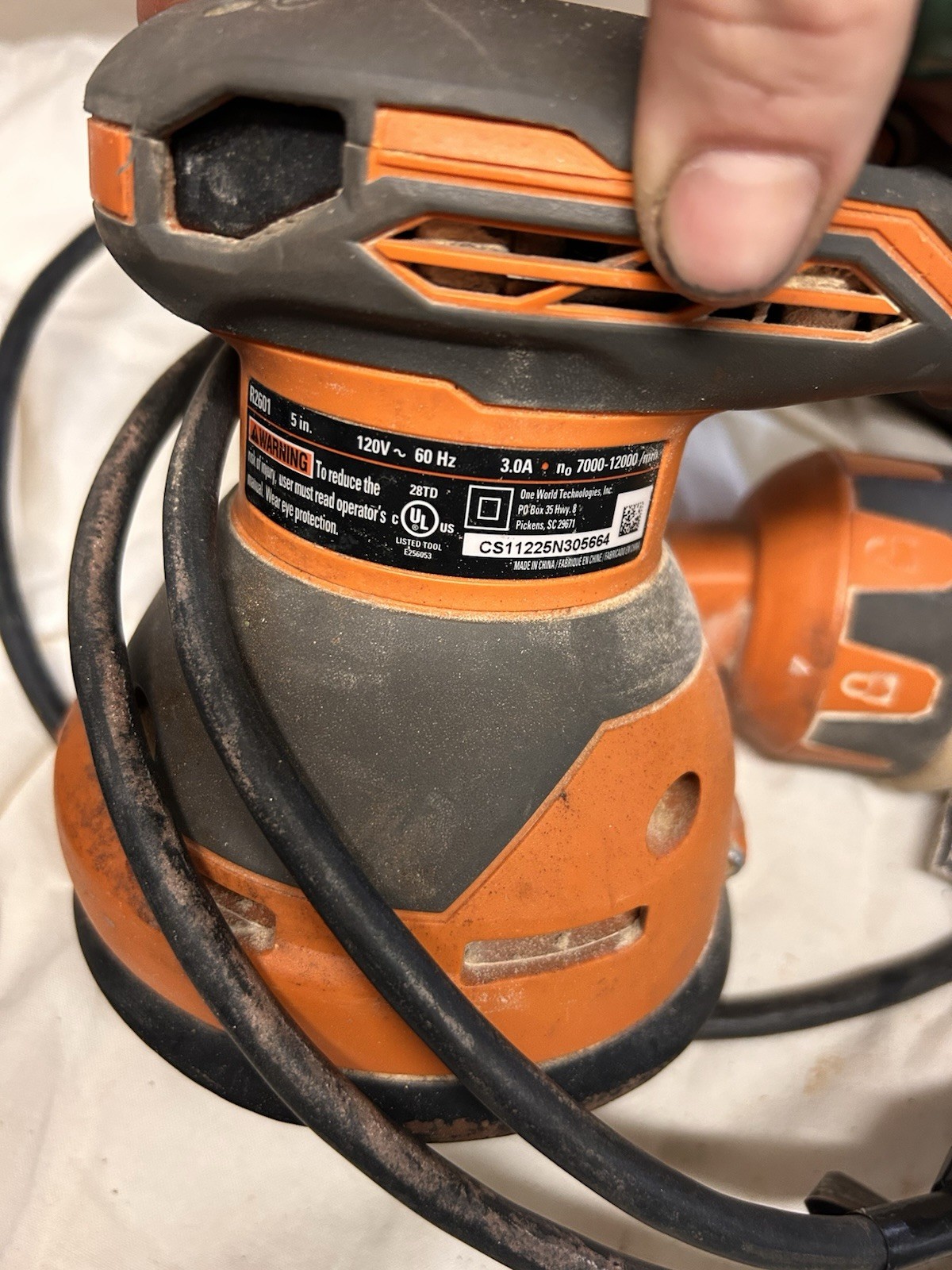 RIDGID 5in 120V Random Orbit Sander (R2601) E112