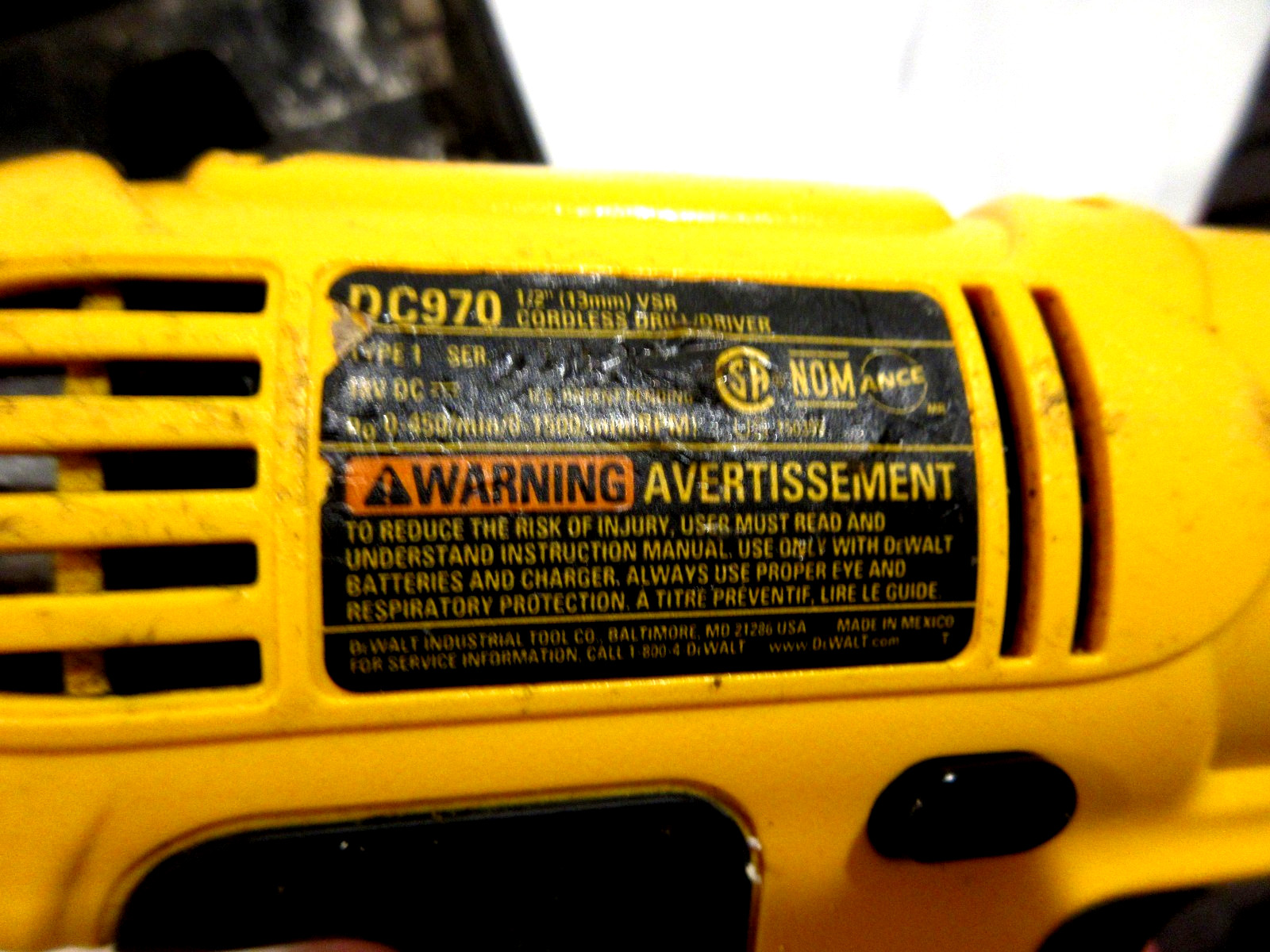 Dewalt 18V Cordless Drill DC970 w/2-Batteries & Case