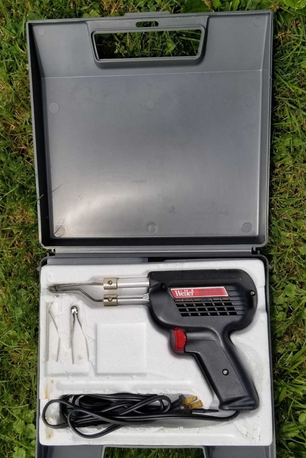 Weller Model D550 Soldering Gun 260/200 Watts W/ Hard Case