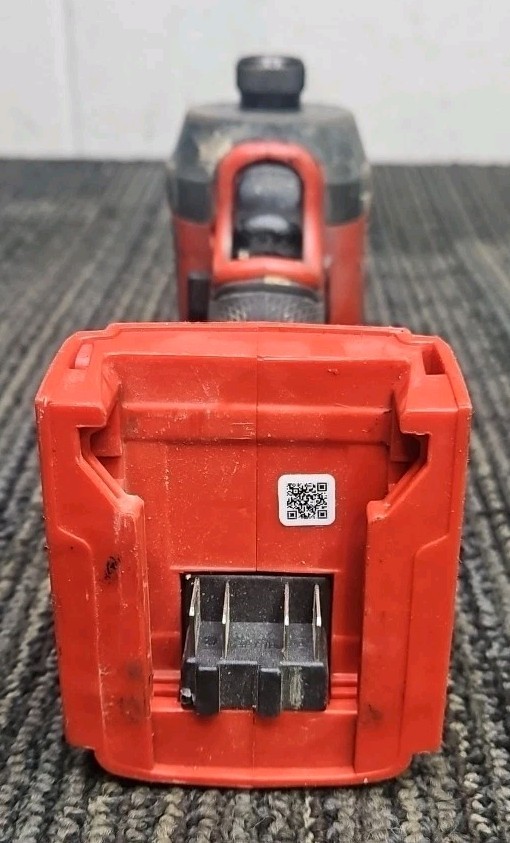 Milwaukee Tools 2953-20 M18 1/4&Prime; Hex Impact Driver + CP3.0 Ah Battery