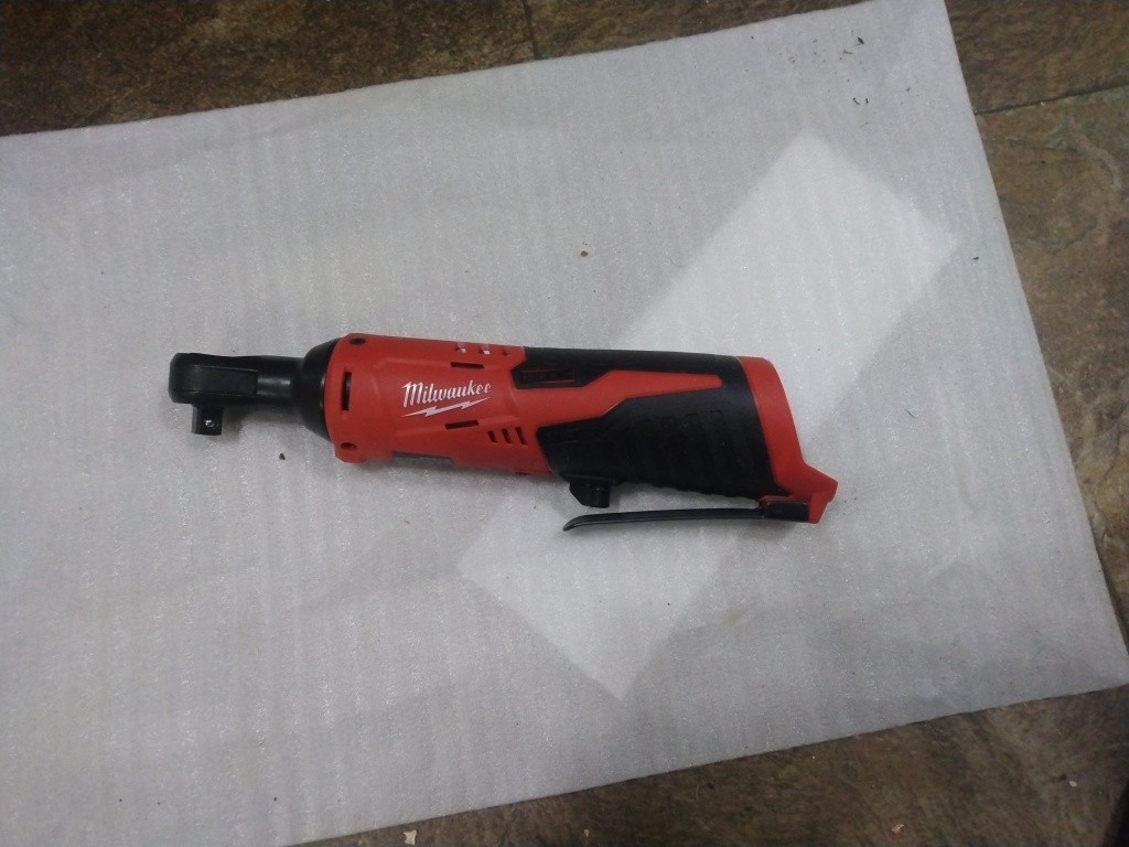 MILWAUKEE # 2457-20 M12™ 3/8&Prime; Ratchet ( NEW ) SN:6450