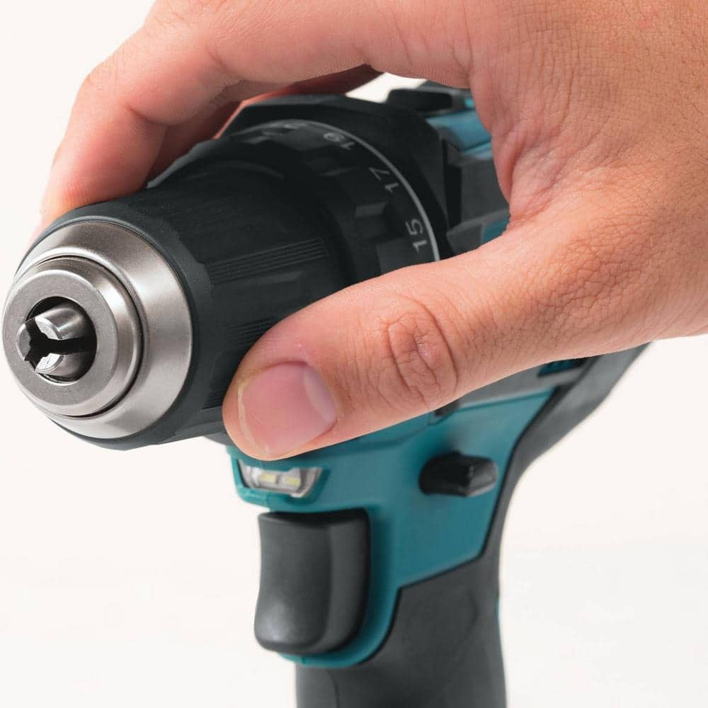 Makita 1.5 Ah 18V LXT Cordless 1/2 in. Variable Speed Drill Kit w/ Bag