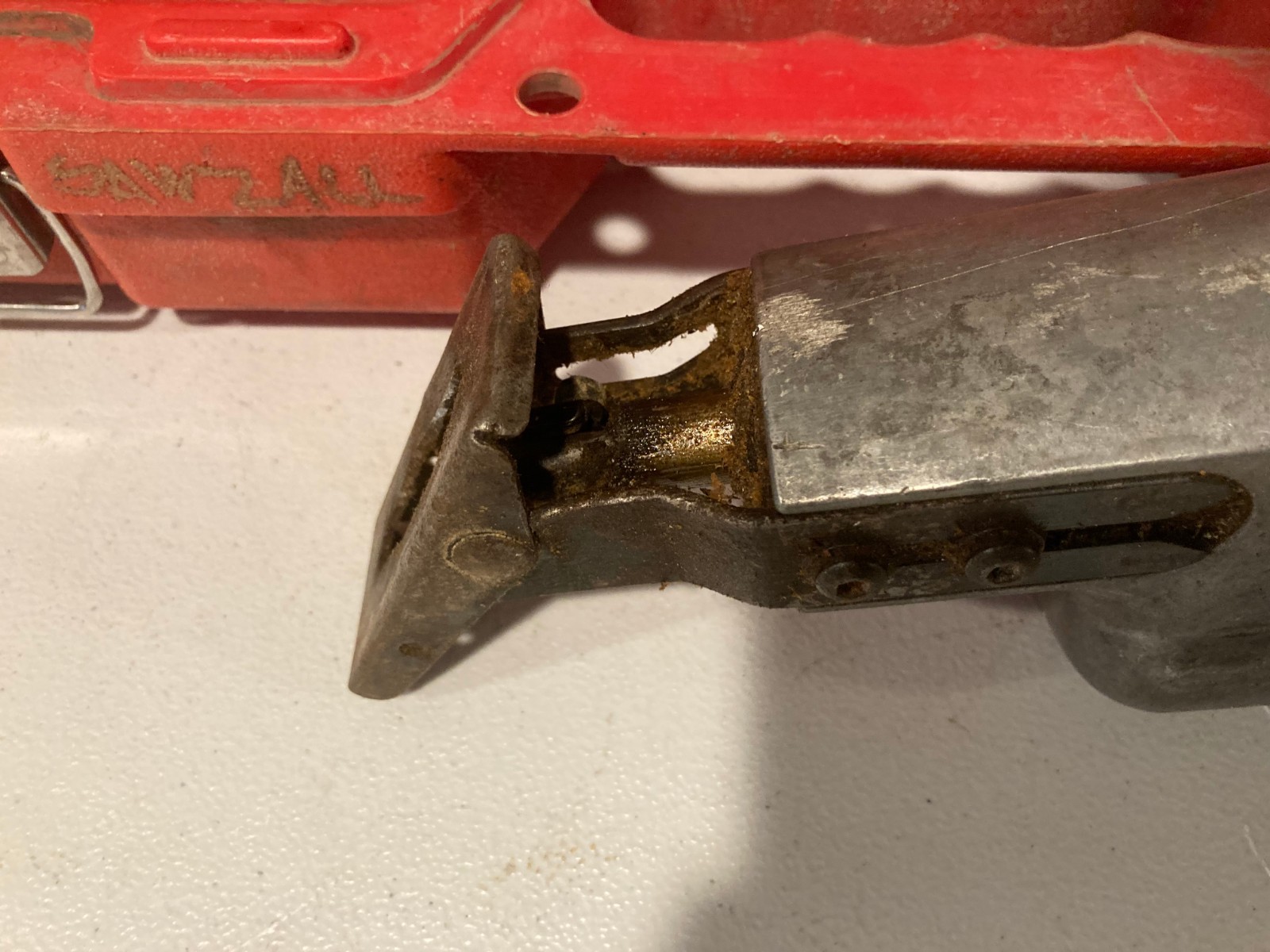 Milwaukee 6509-31 12-Amp Corded Sawzall Reciprocating Saw