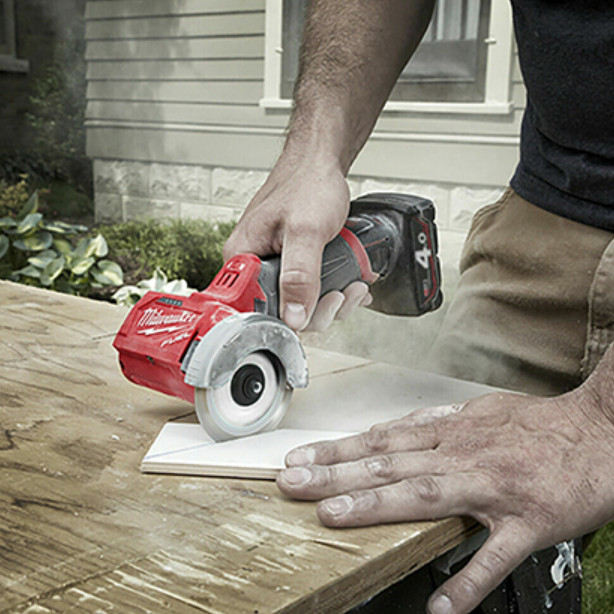 Milwaukee M12 FCOT 0X 12V Multi Material Cut Off Saw with Case Bare Tool