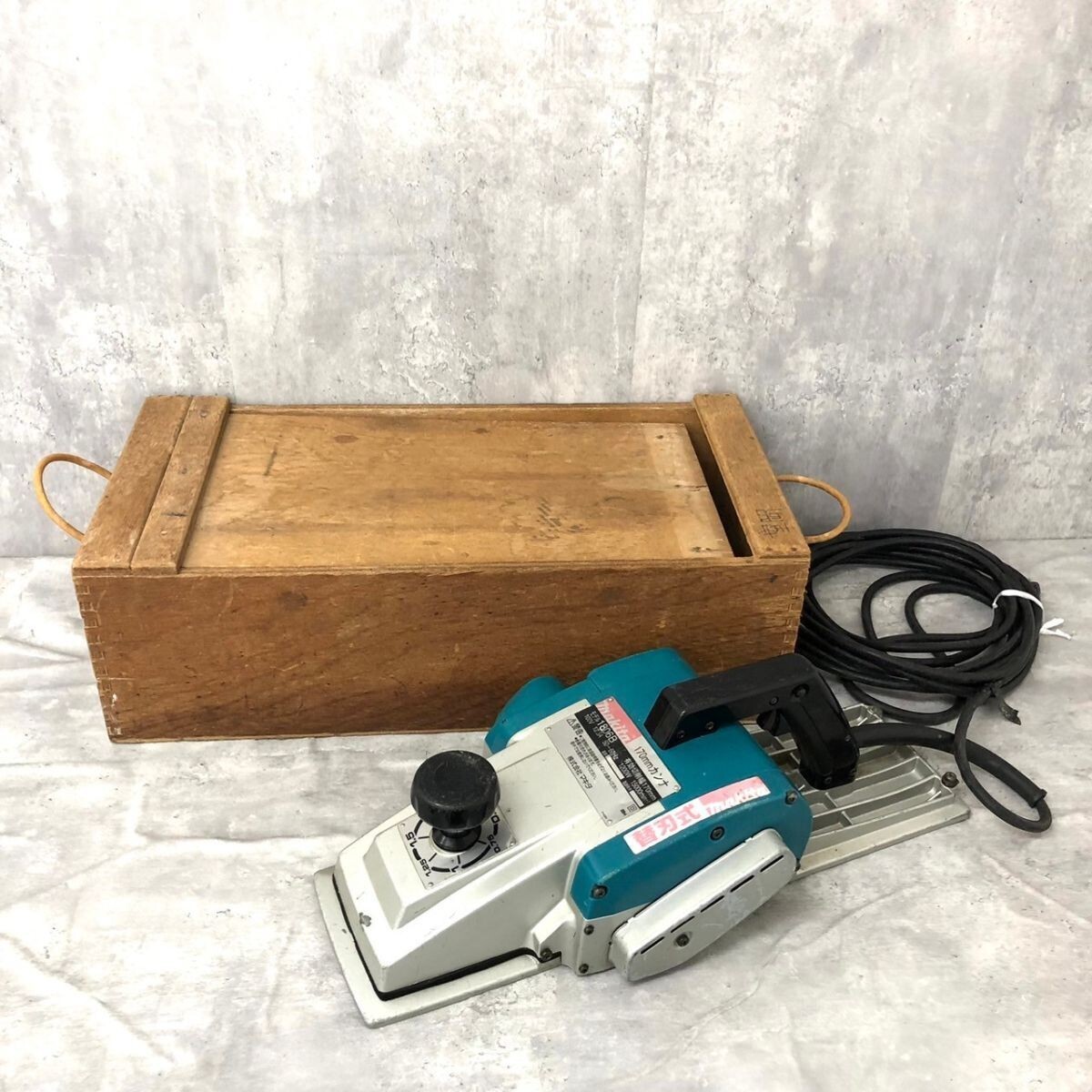 Makita Planer 1806B 170mm 50-60Hz 1200W 12.5A 100V 15000RPM Tested Working Used
