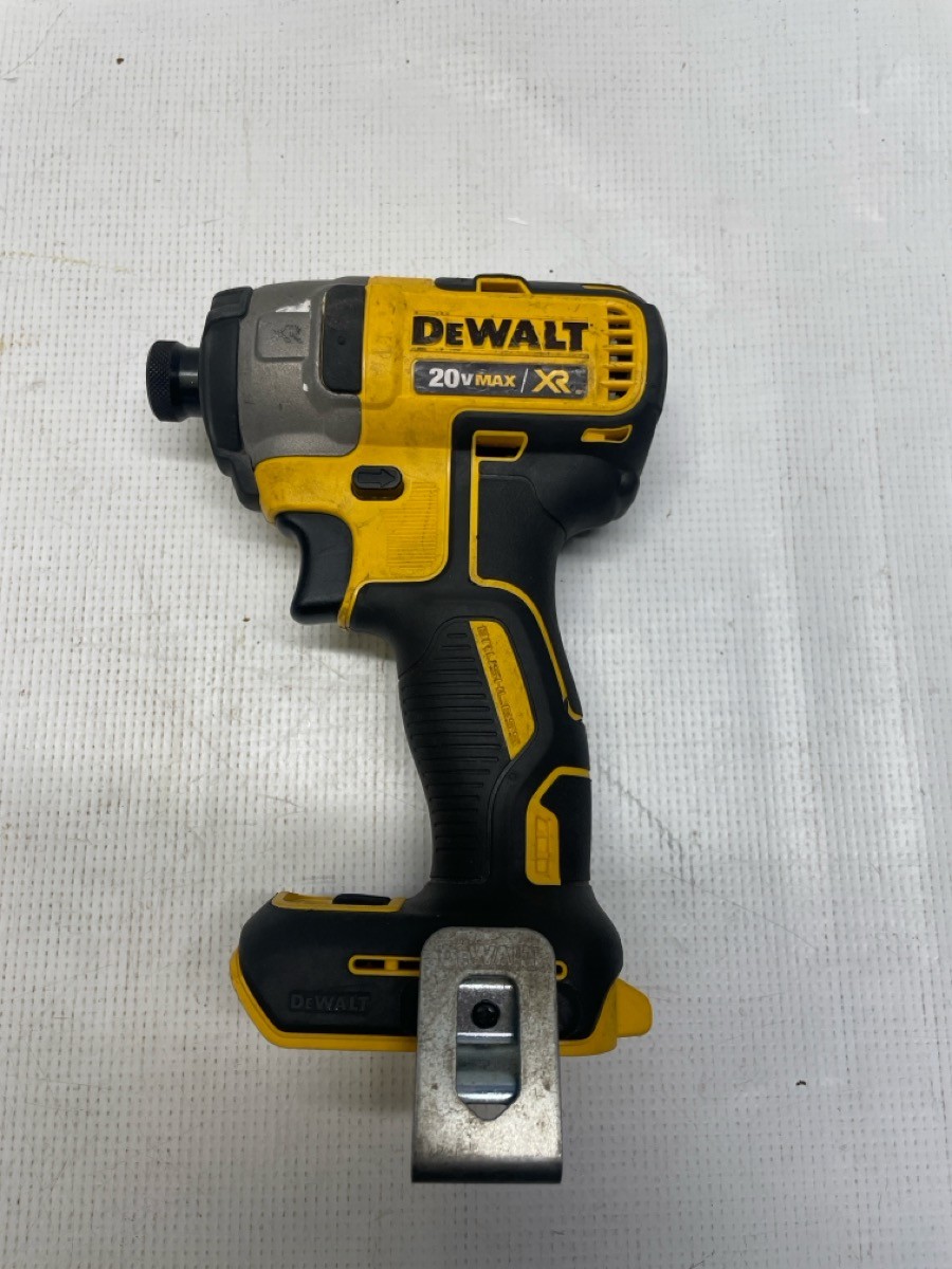 DEWALT DCF887 TOOL ONLY (P31023290)