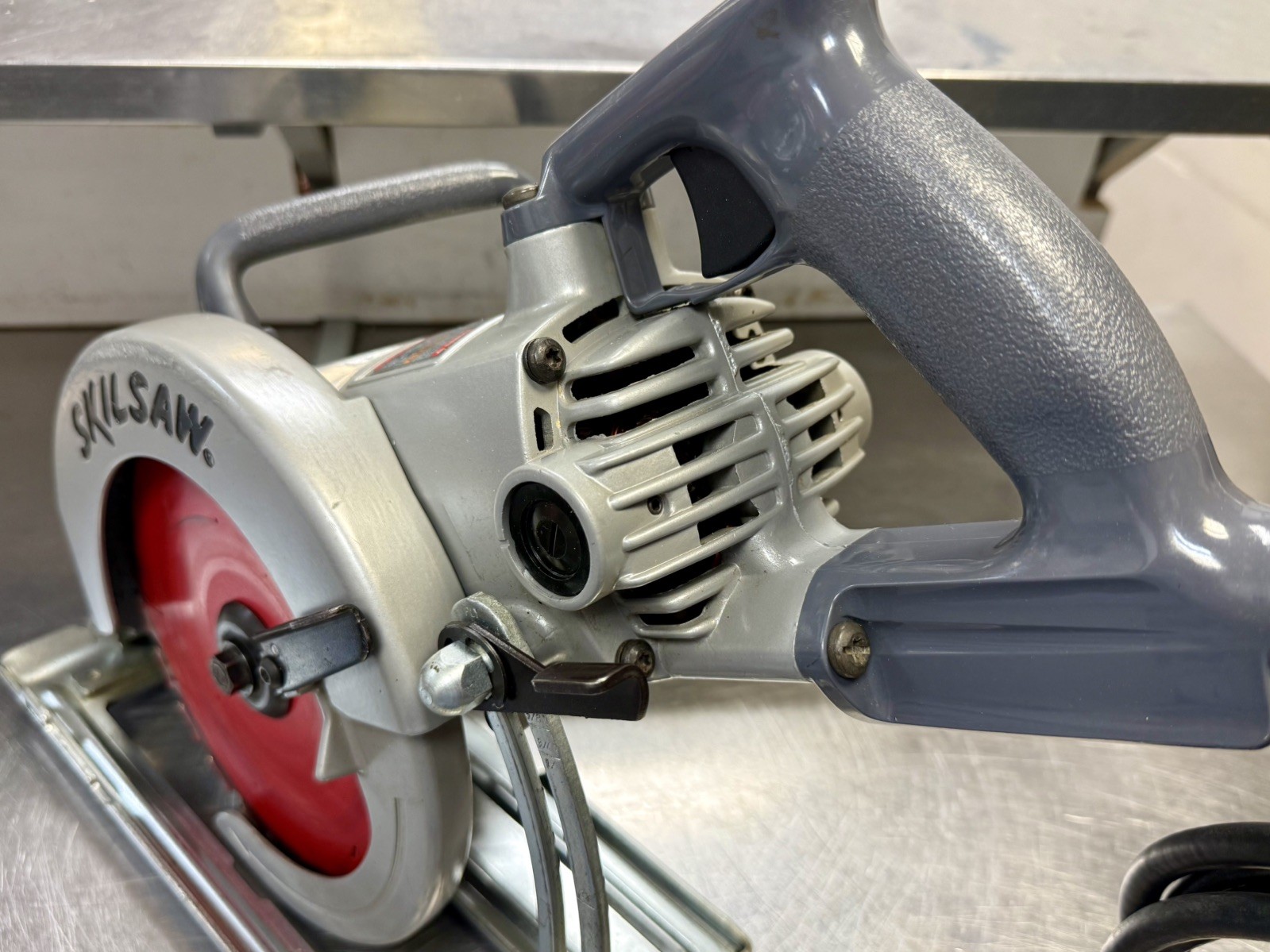 SKILSAW HD77 7-1/4&Prime; Corded Circular Saw 120V 13Amp Excellent Condition