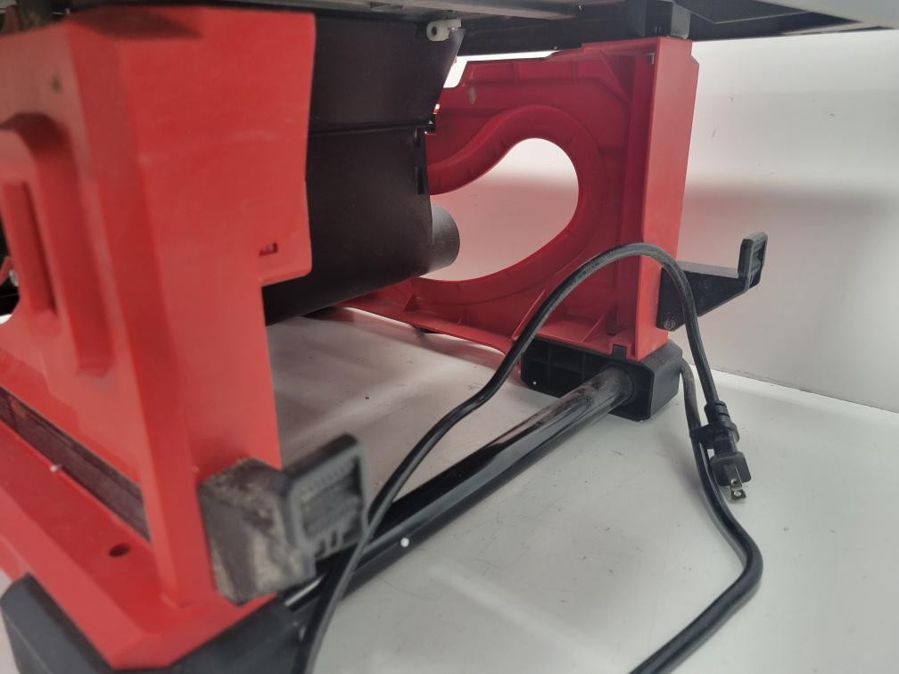 CRAFTSMAN TABLE SAW 8.25IN BLADE (P16035395)