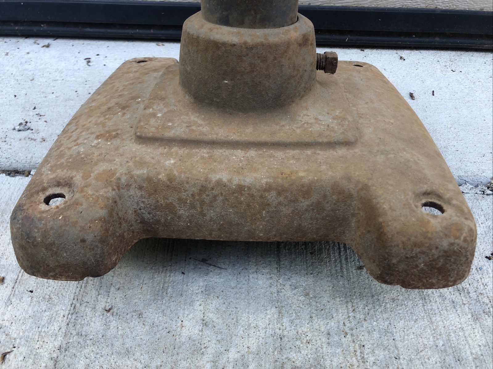 VTG Craftsman Block Bench Grinder Pedestal Stand Base 2-Bolt 38222-103 38221-103