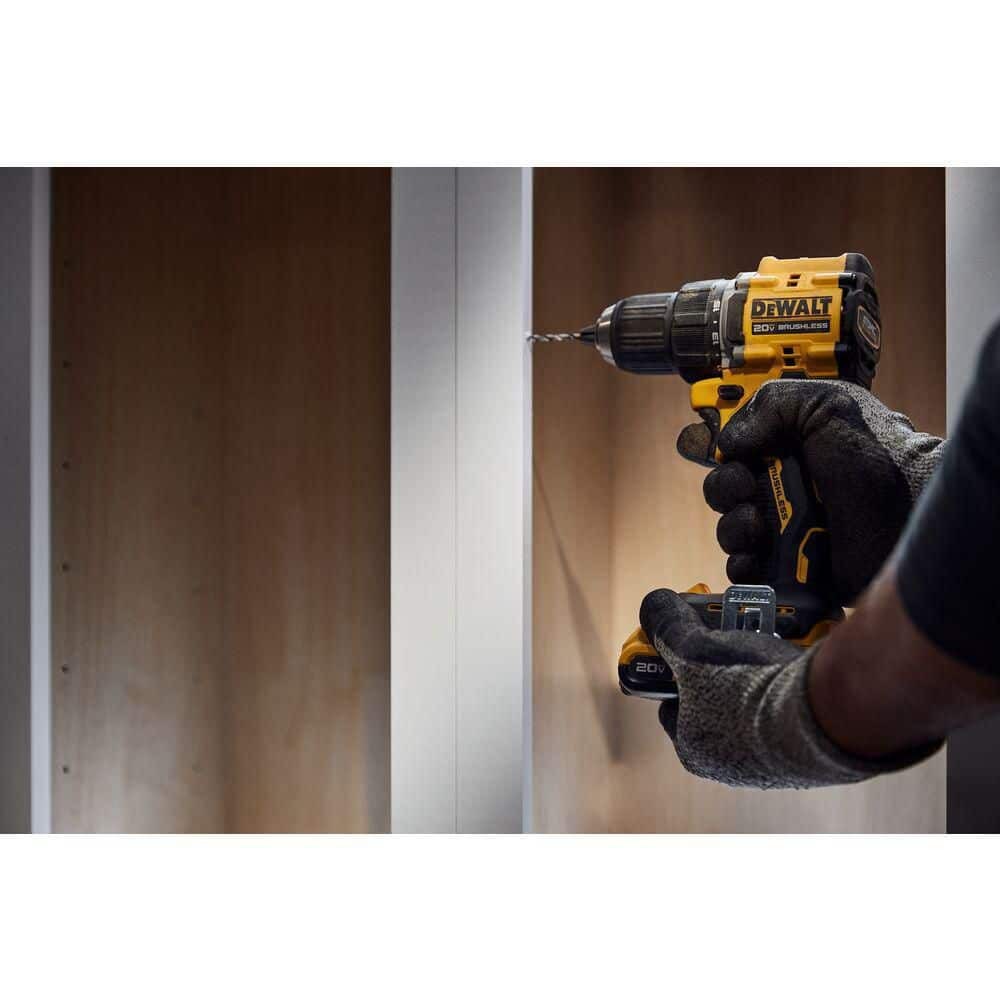 Dewalt 20V 1/2 In Drill/Driver Kit & 1/2 In Hammer Drill w 2Ah Battery & Charger